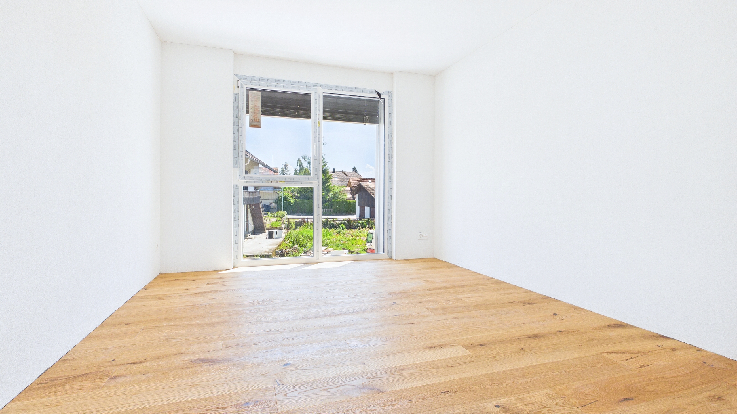 Interior view 4