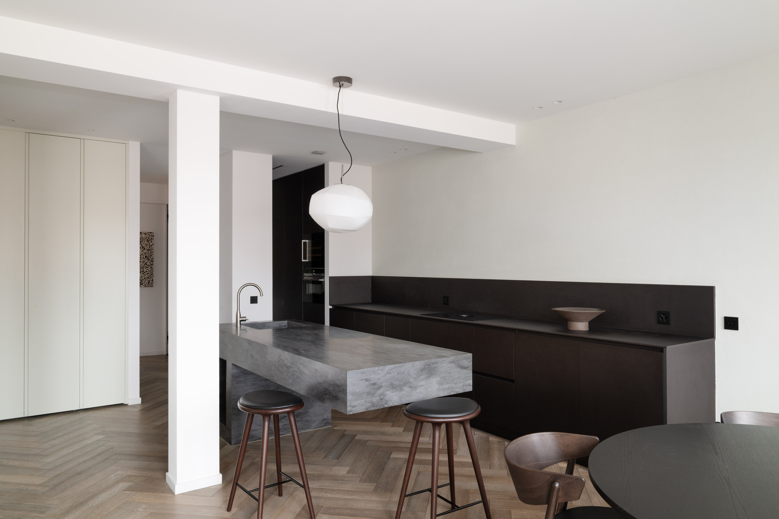 Interior view 4