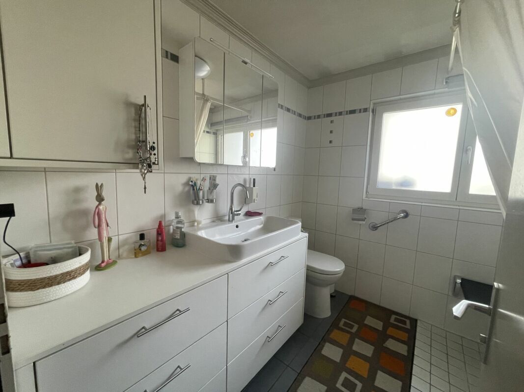 Picture 9