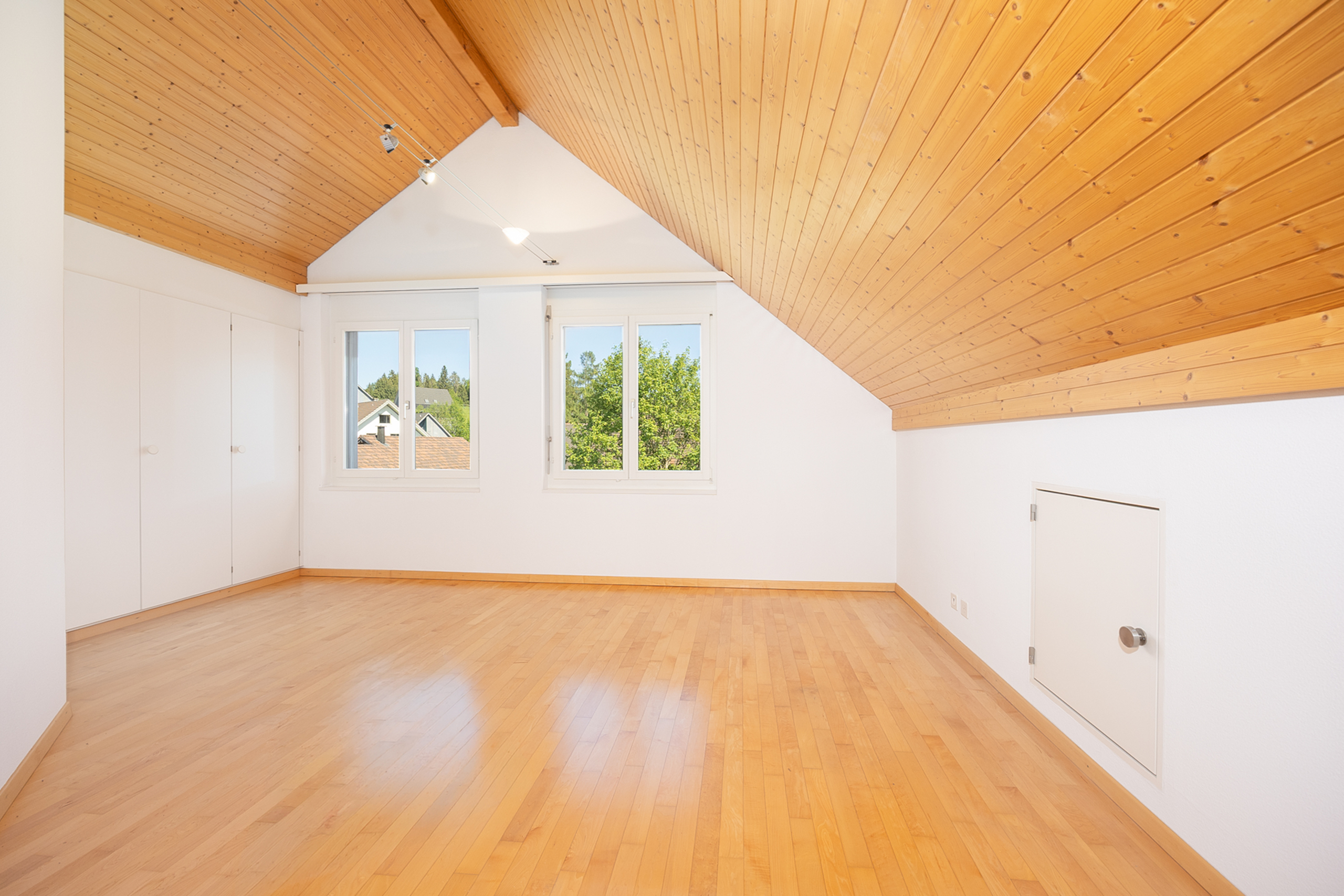 [!form_picture_interior_big!] 2