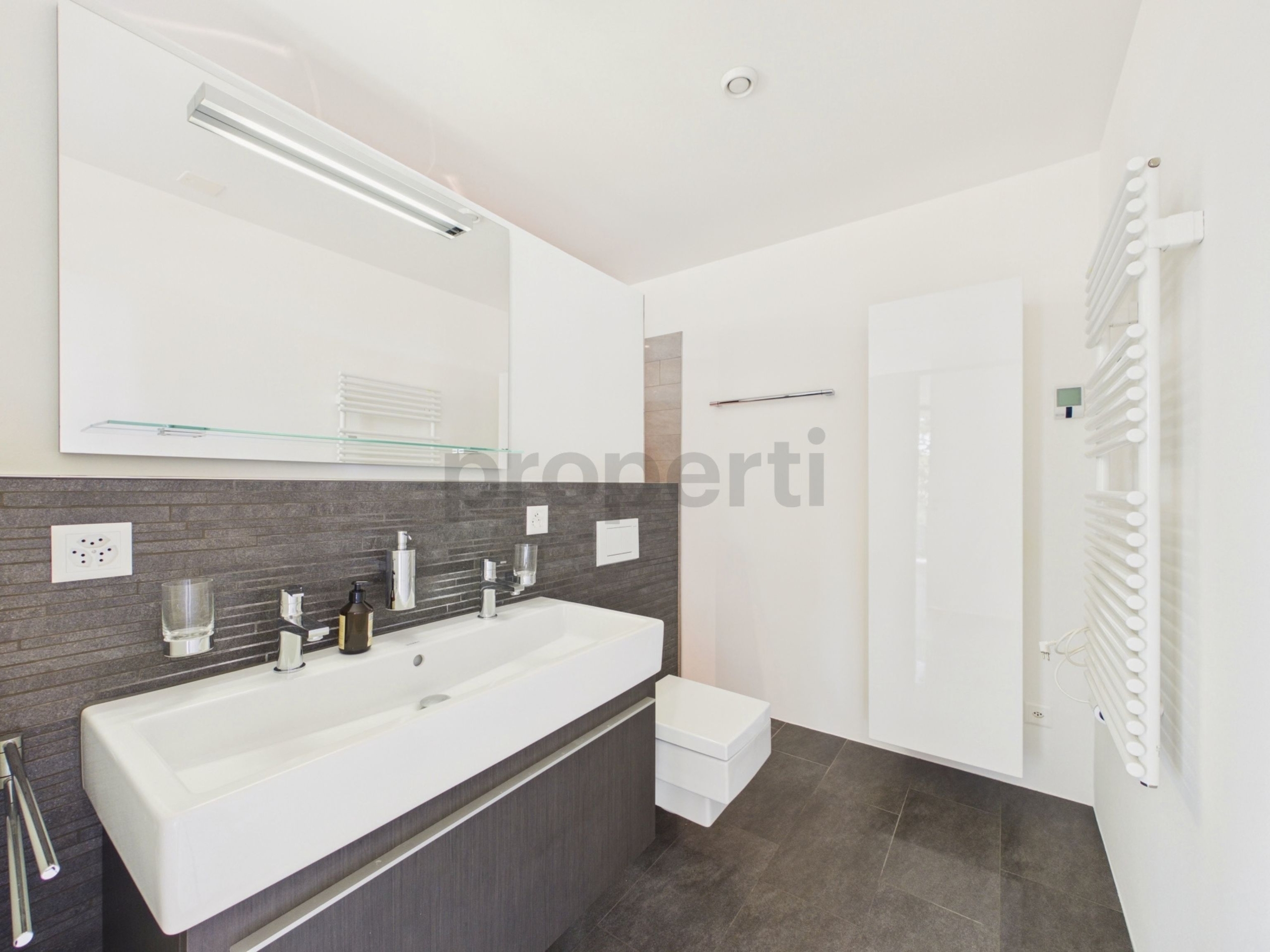 Image 6 Image 6