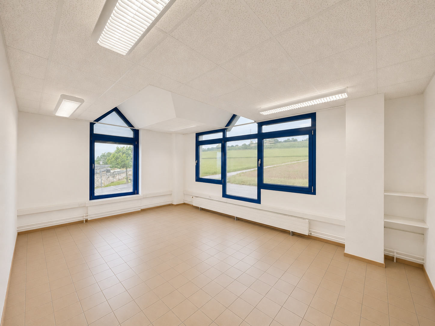 Interior view 9