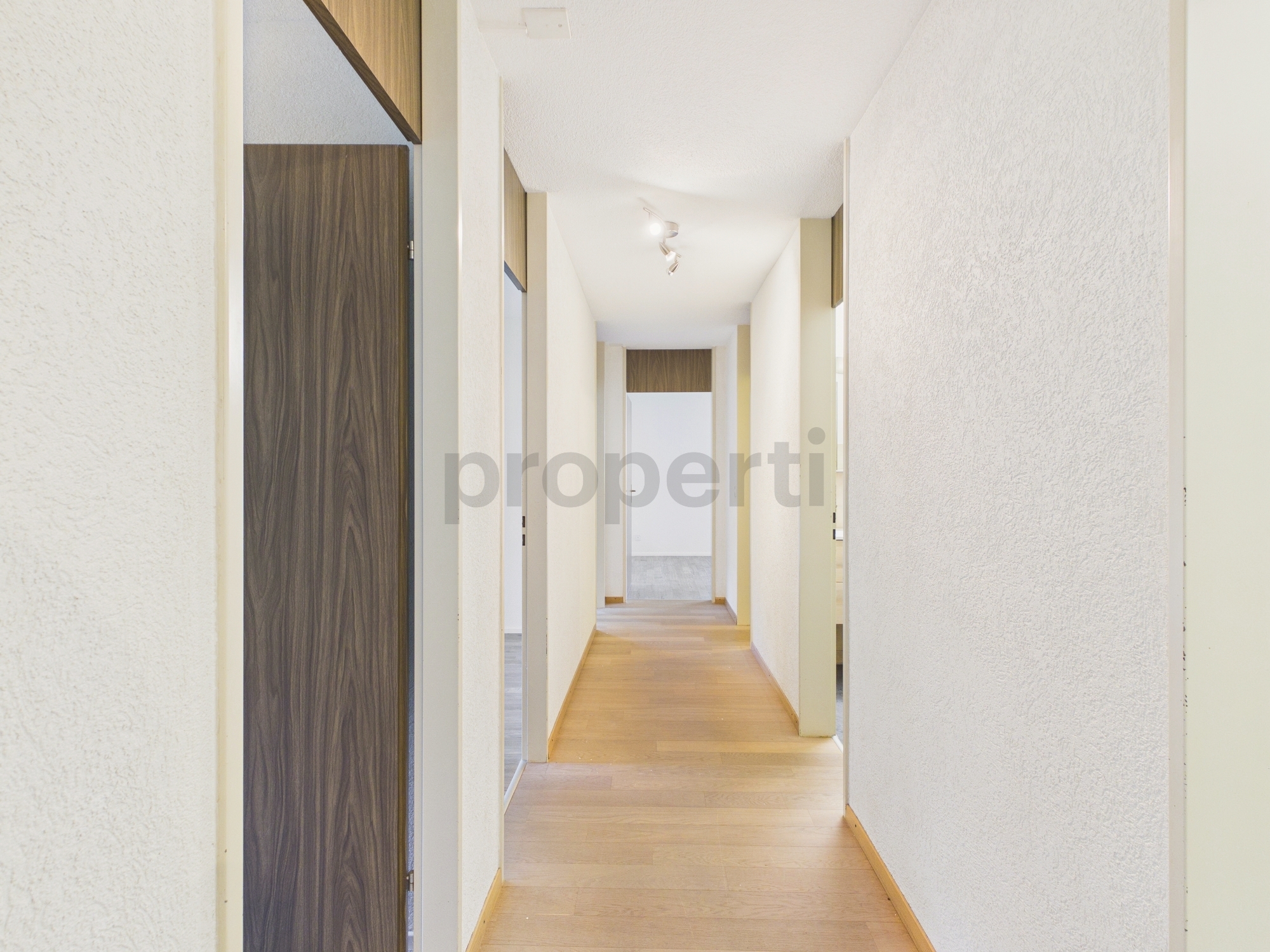 Image 9 Image 9