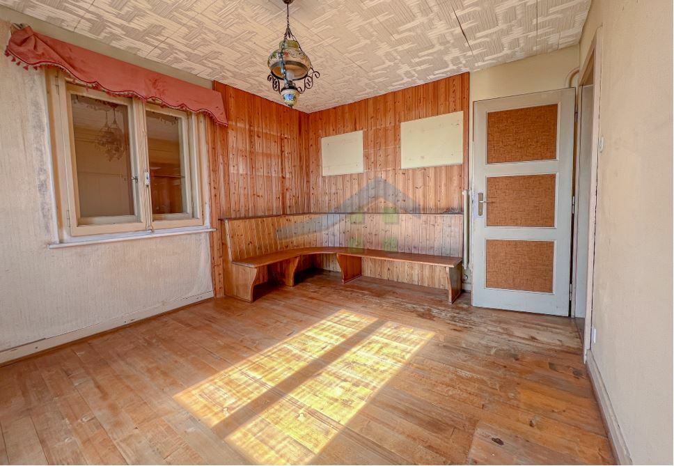 2ème étage (appartement de 3.5 pièces) - cuisine avec accès à la terrasse