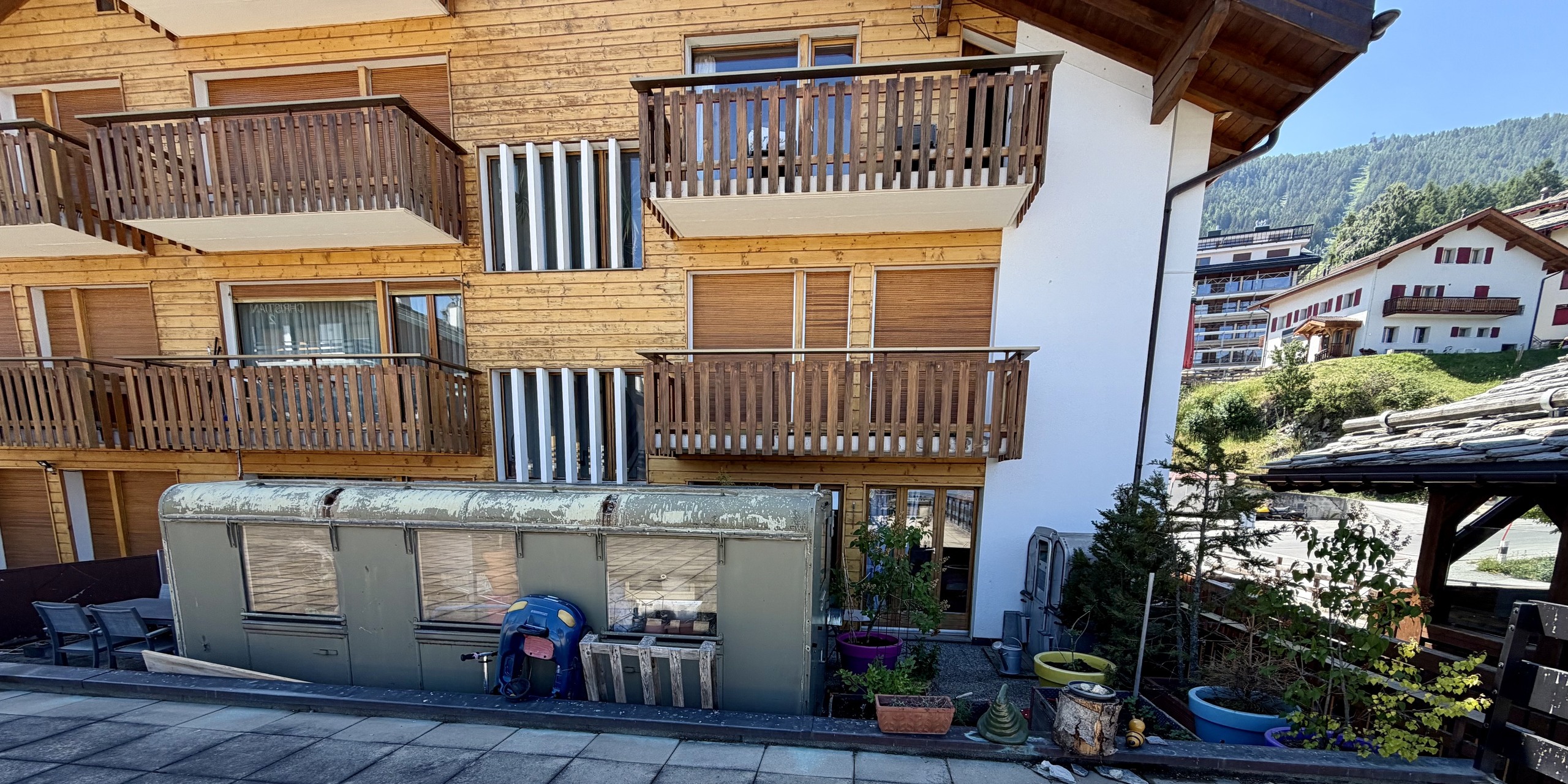 Vista esteriore 2