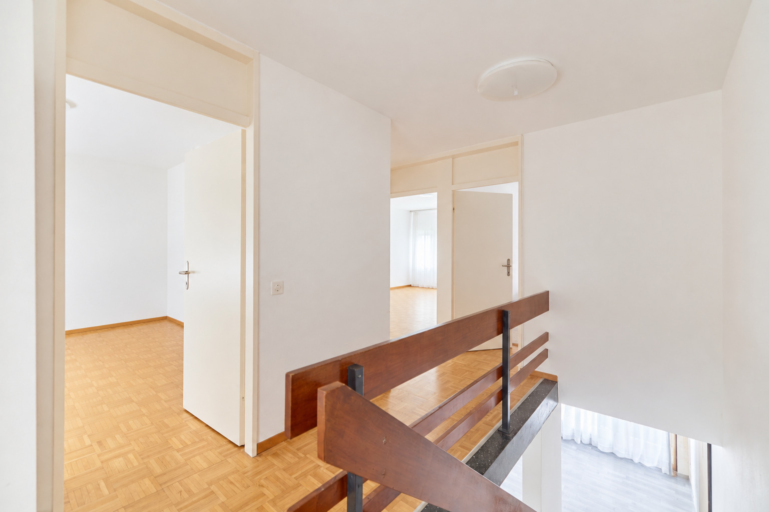 Interior view 6
