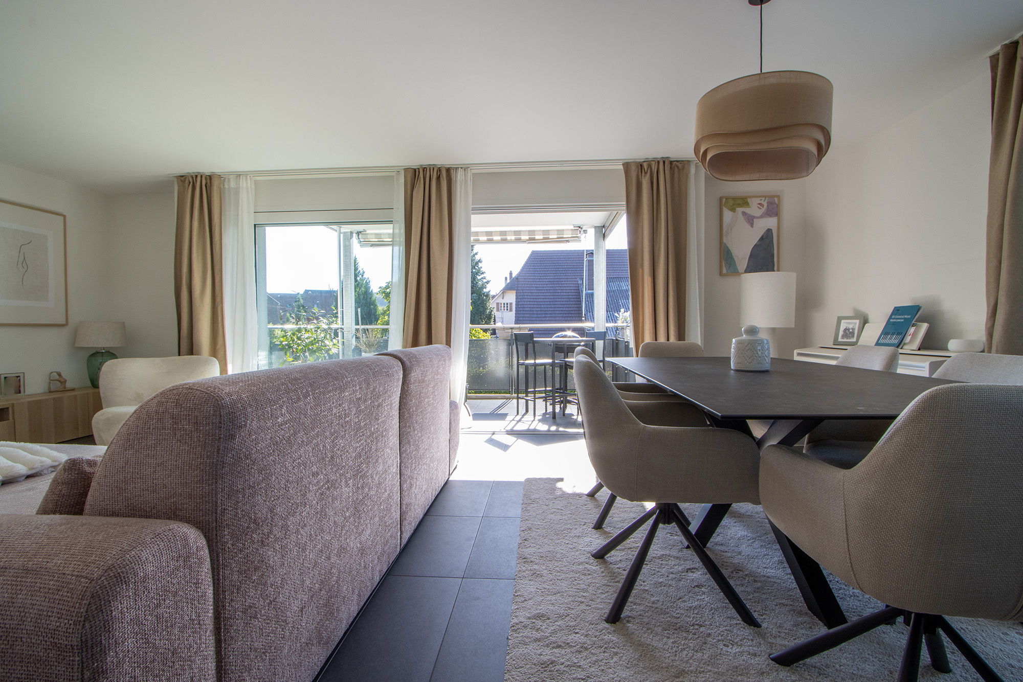 Interior view 5