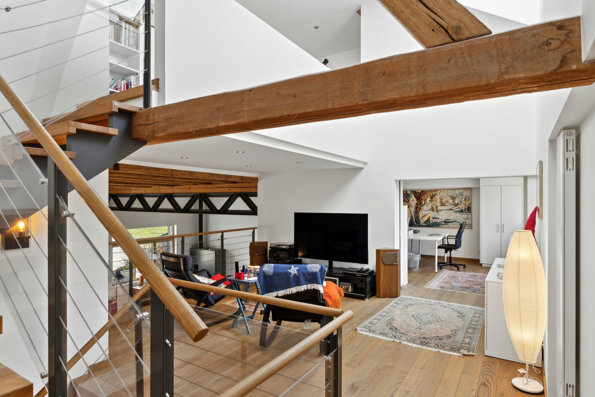 Mezzanine / TV Mezzanine / TV