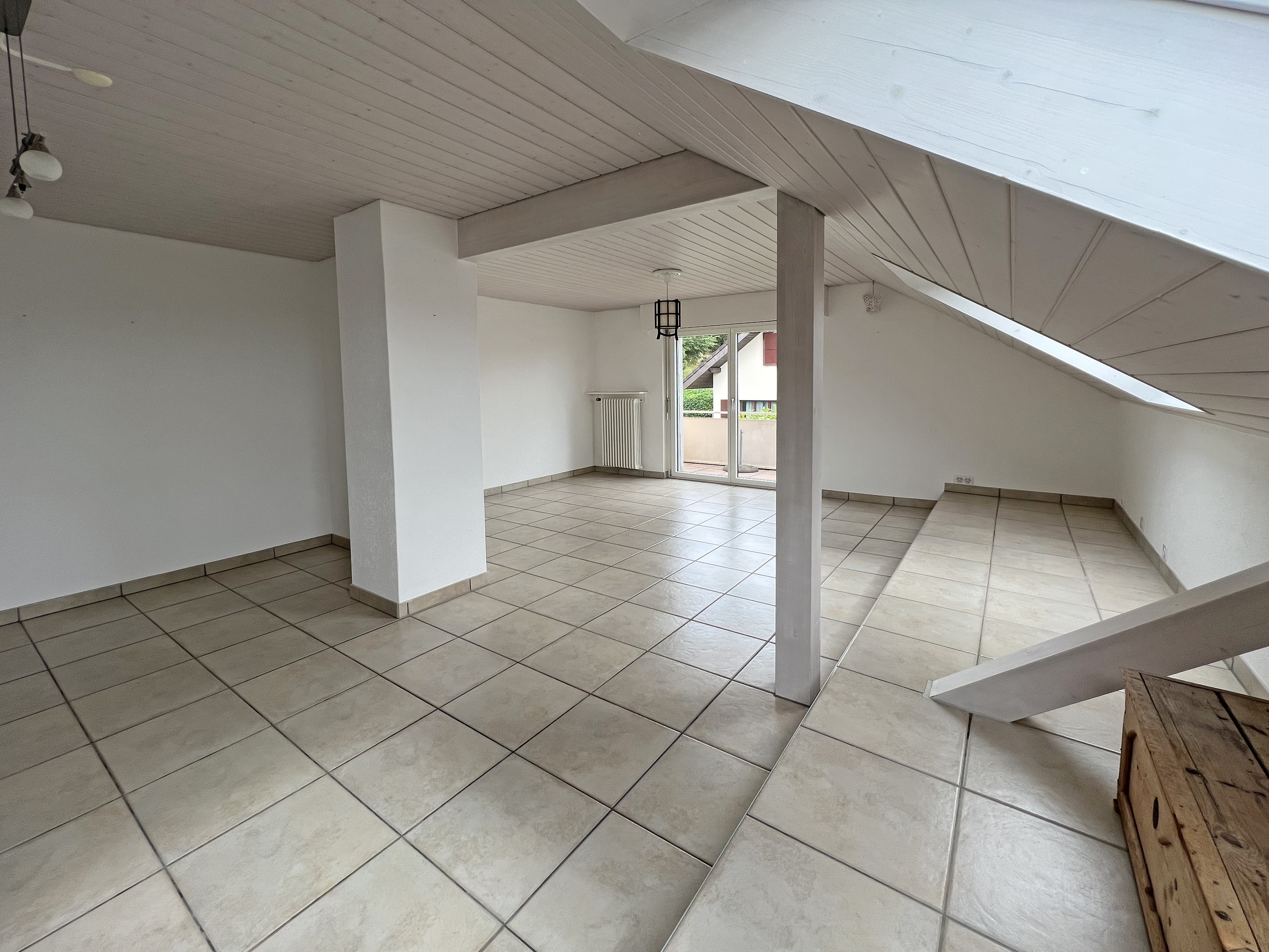 Salle à manger et séjour - Appartement étage