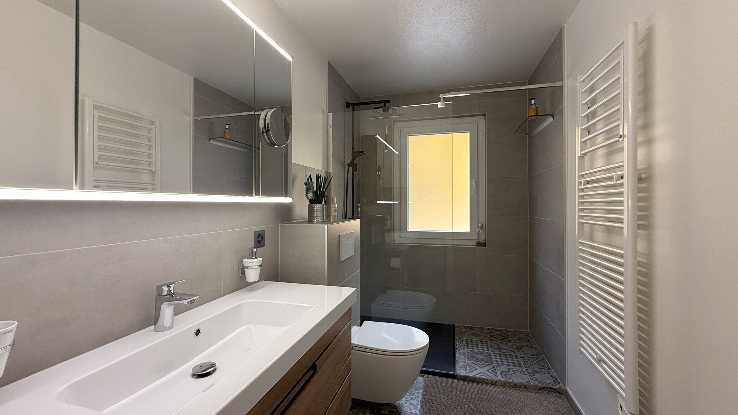 Shower room Shower room