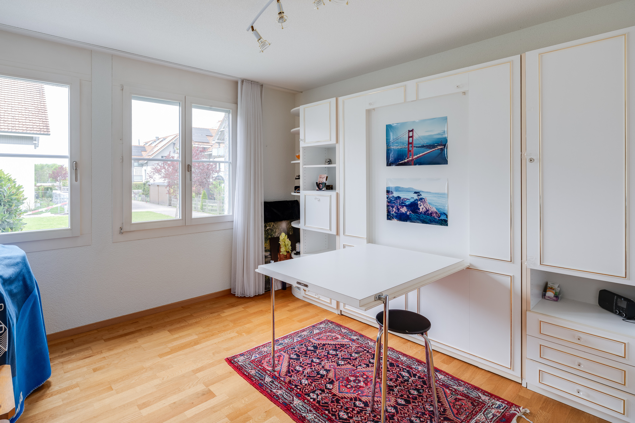 Interior view 8