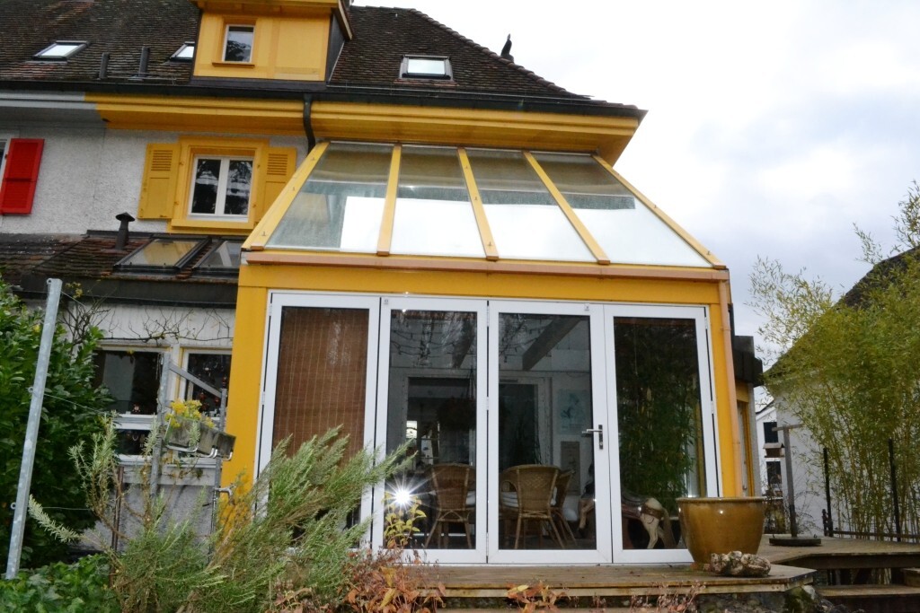 Aussenansicht mit Wintergarten