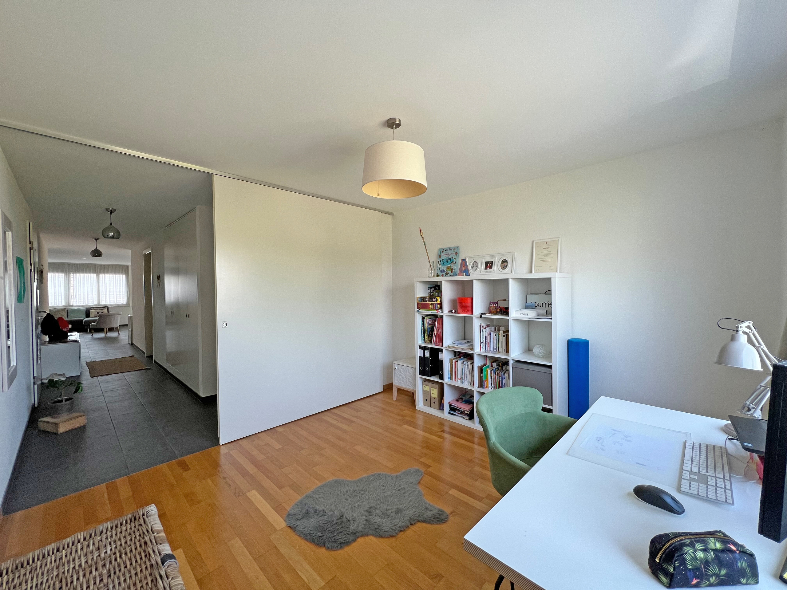 Bureau/chambre à coucher