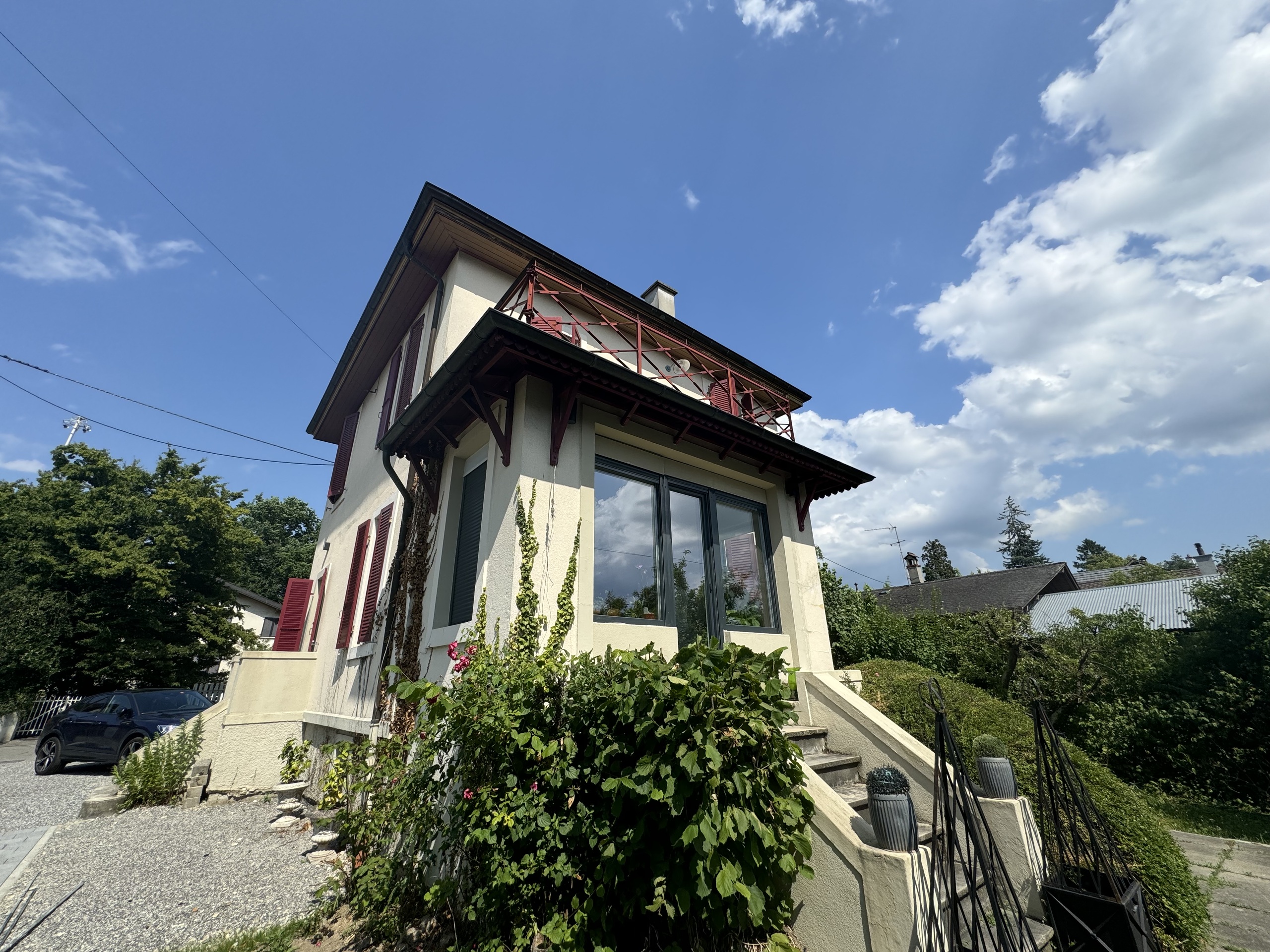 Exterior view 1