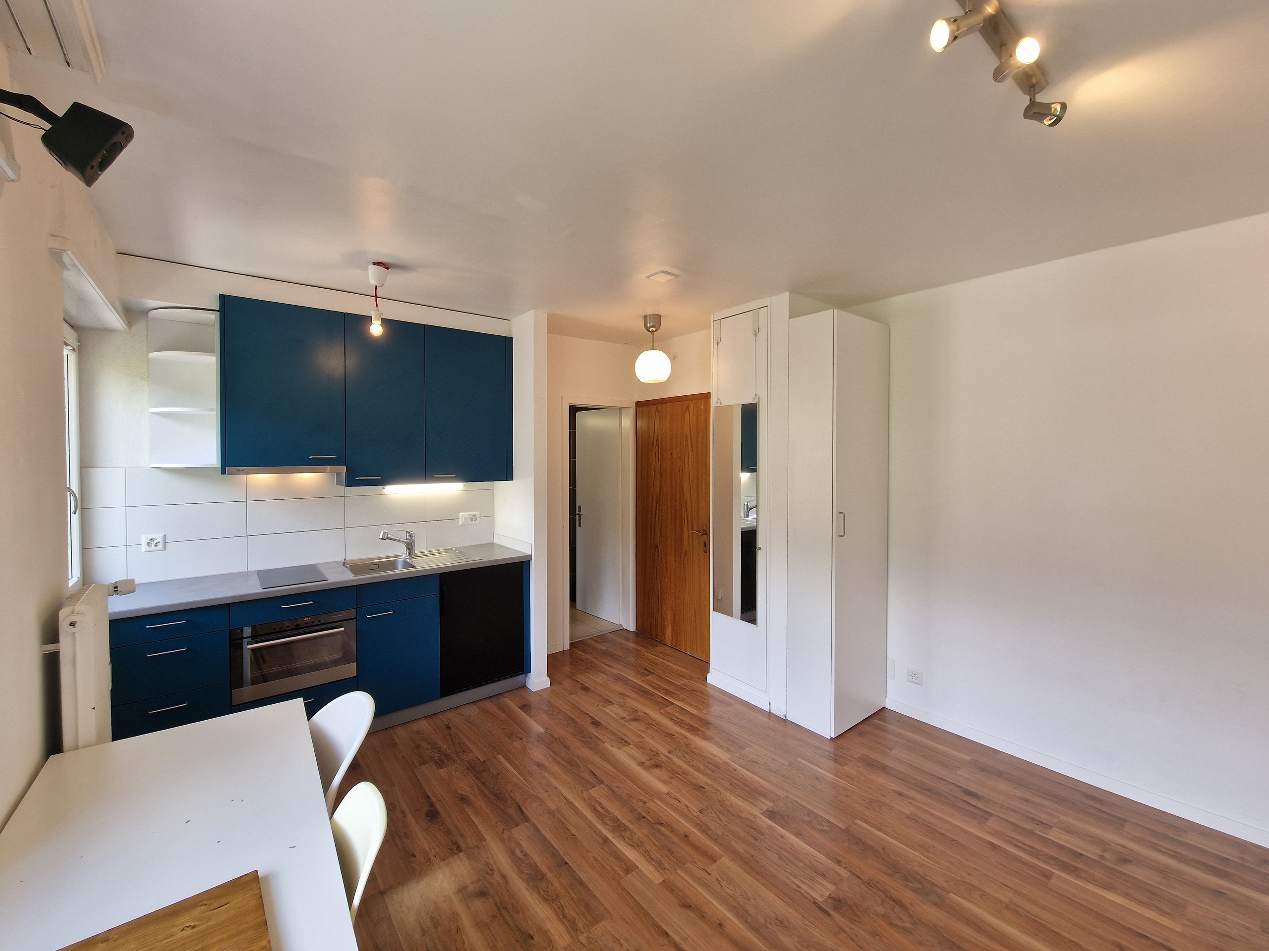 Picture 5
