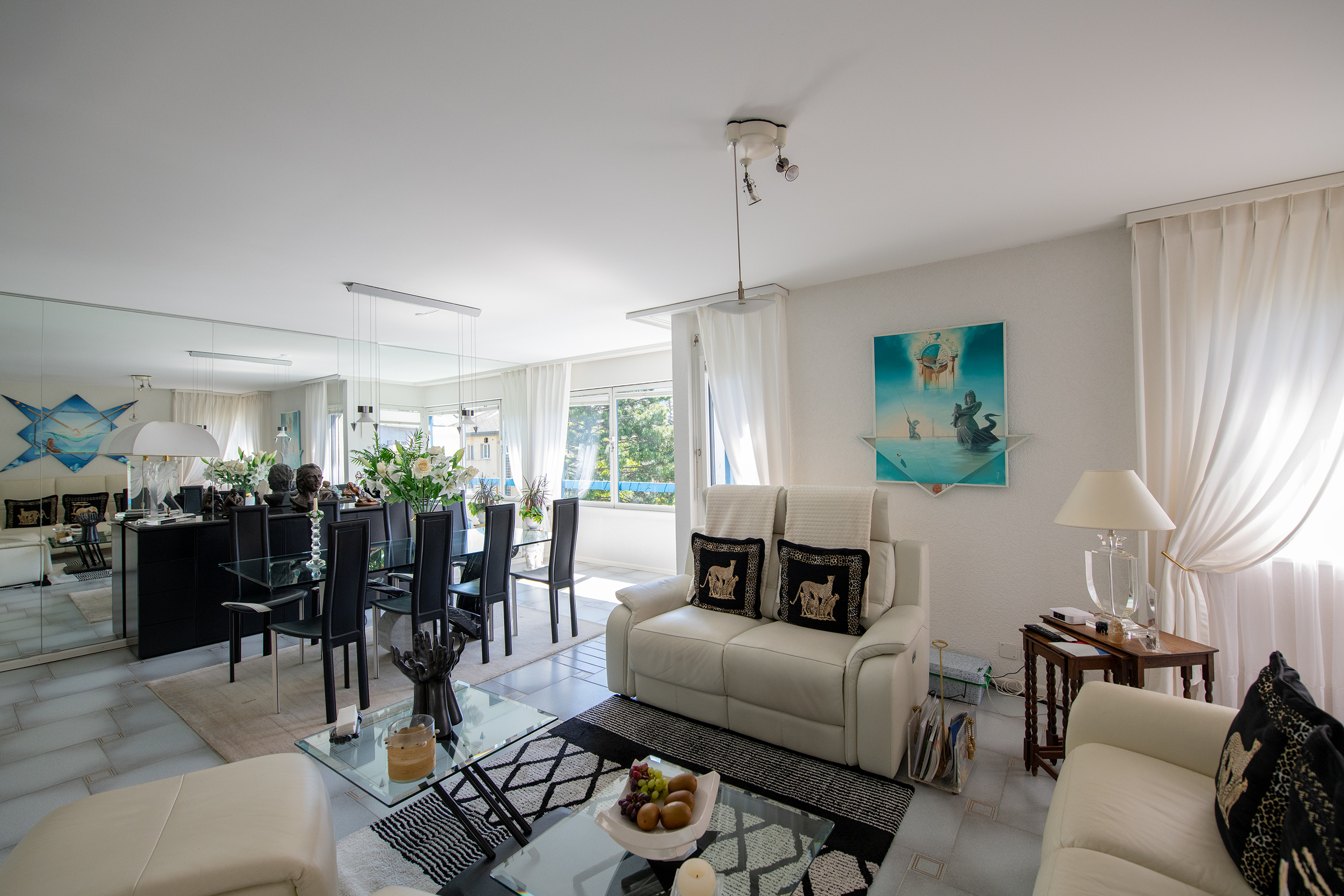 Interior view 2