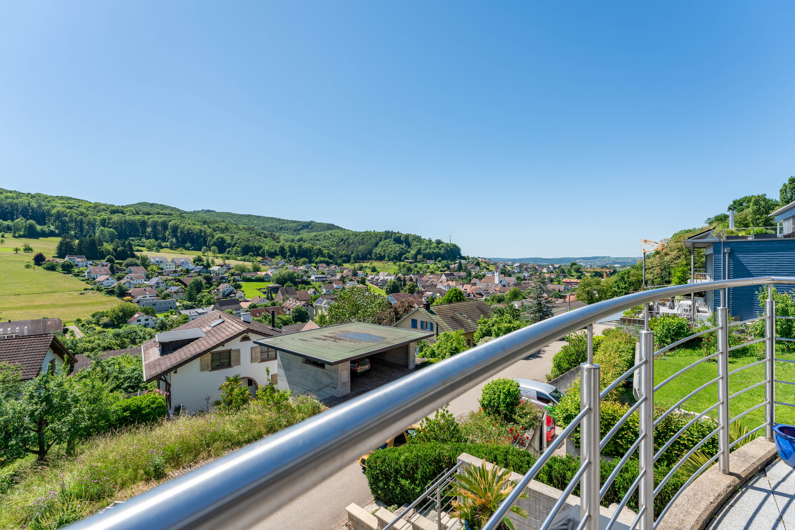 Balkon EG, Sicht Thal Balkon EG, Sicht Thal