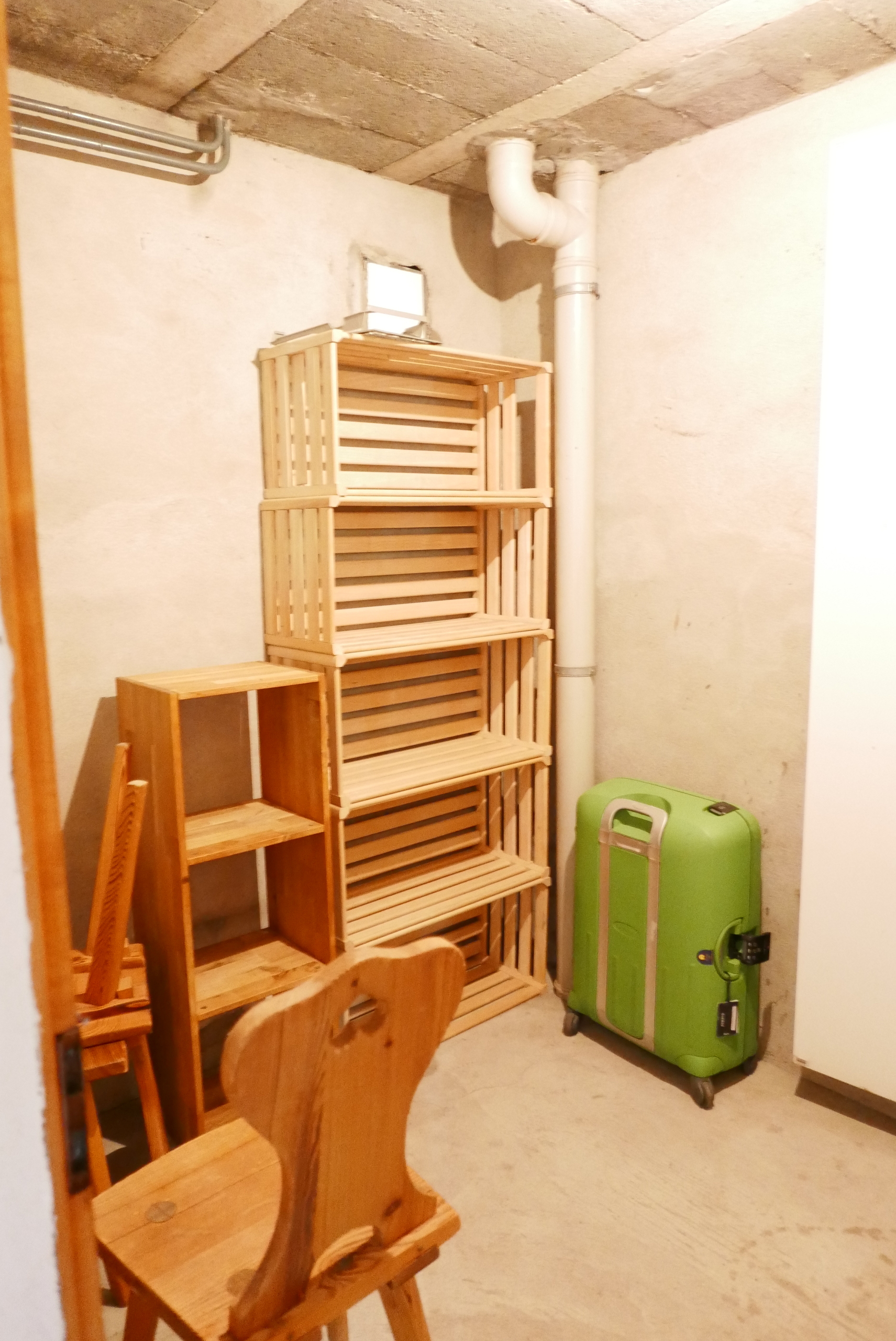 Interior view 10