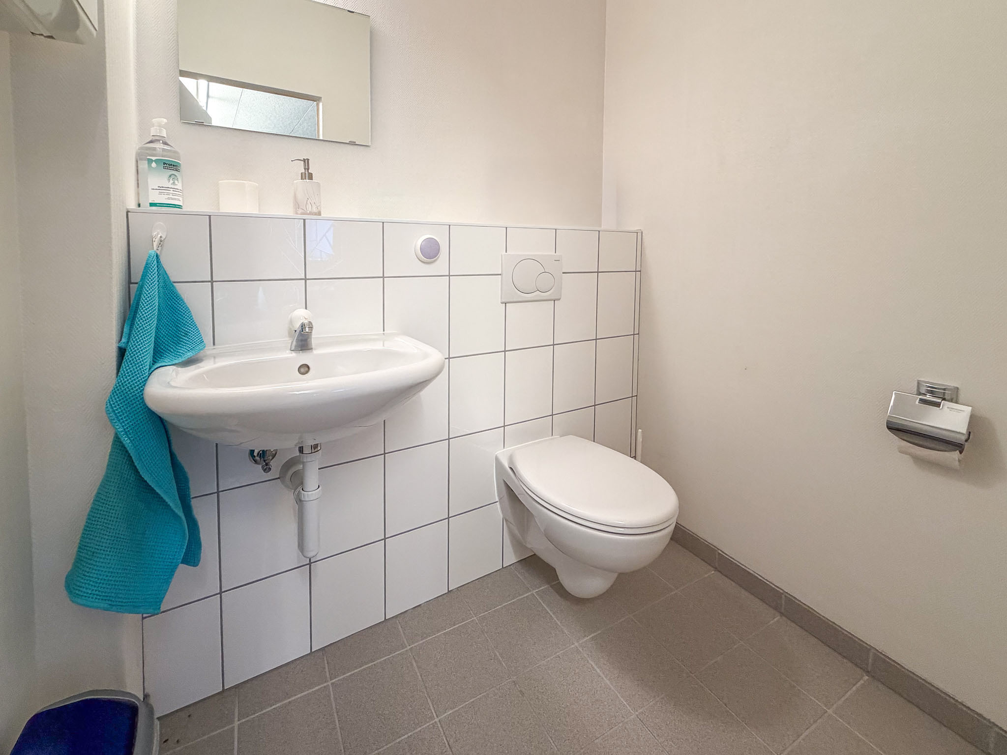 Local commercial - WC