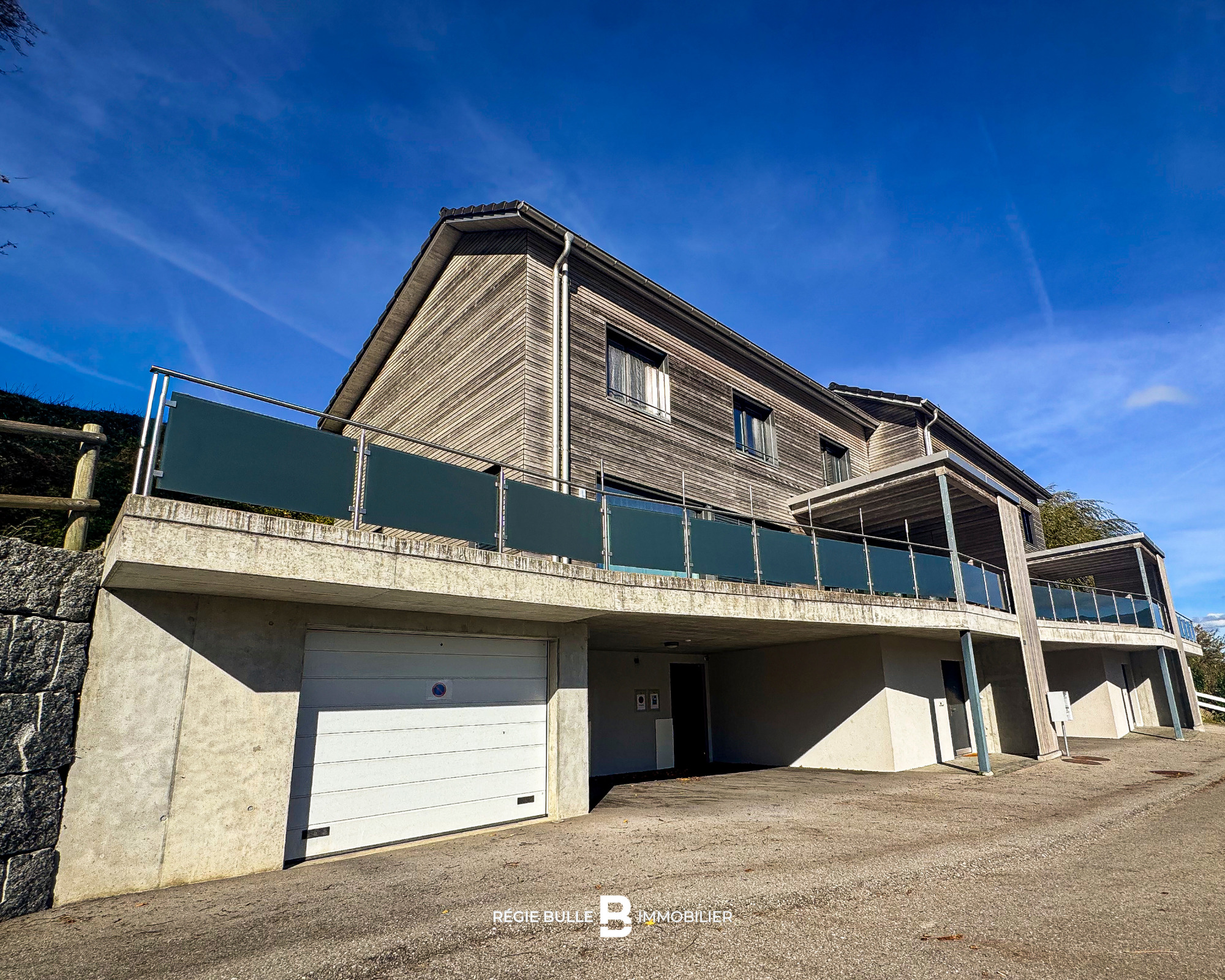 Garages et places de parc