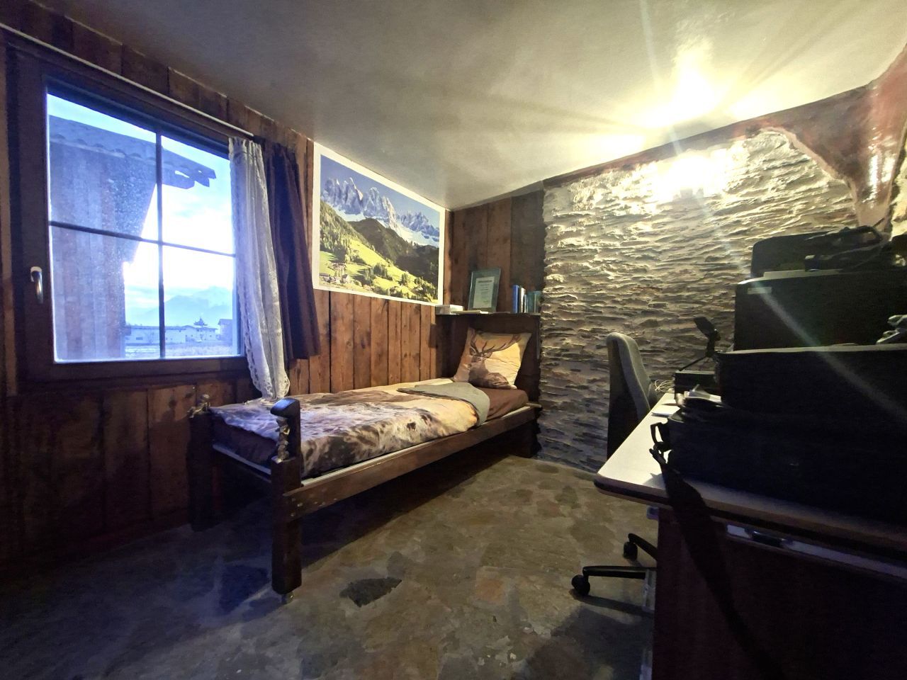 Photo 6