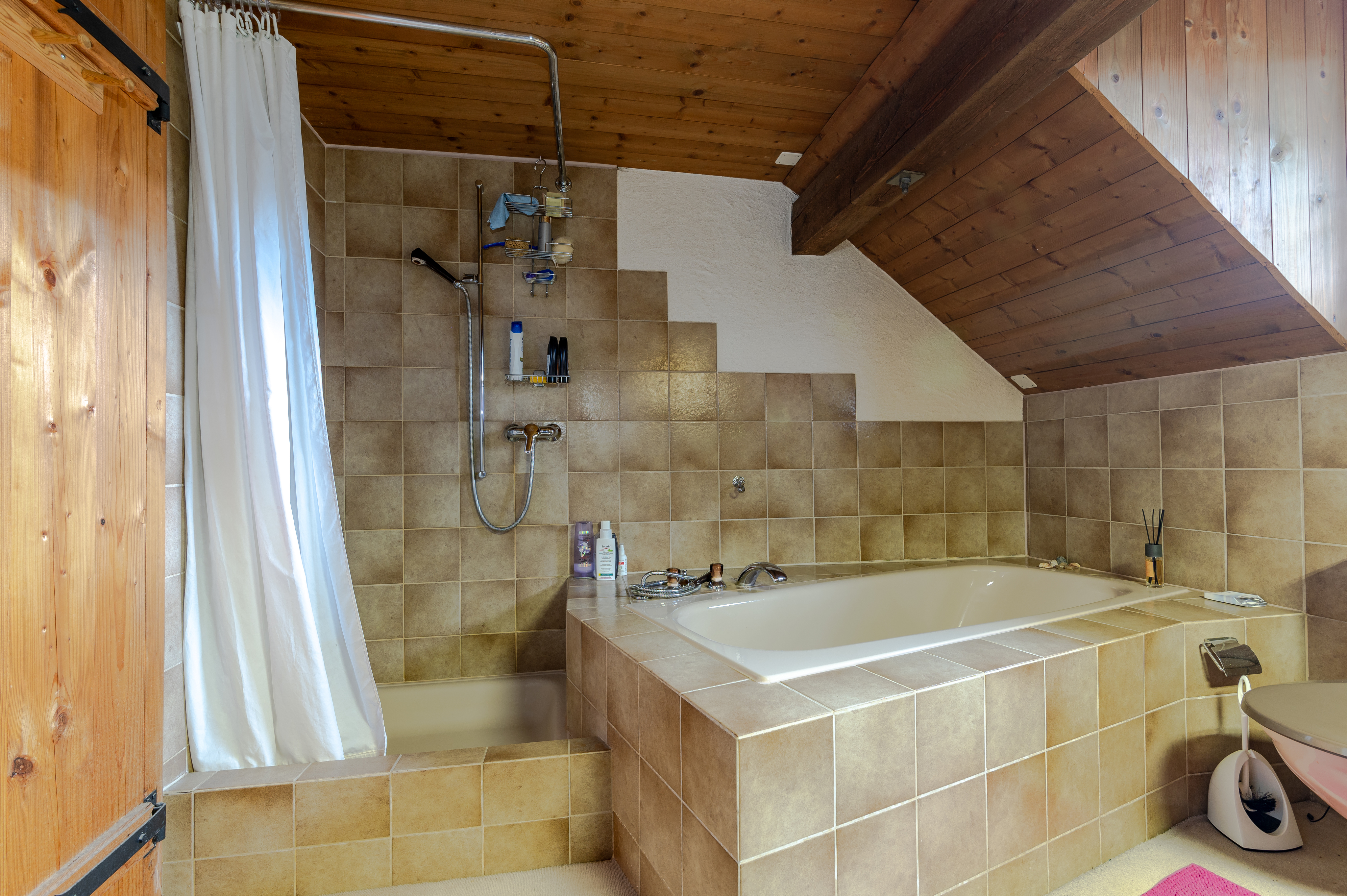 Badezimmer im OG Badezimmer im OG