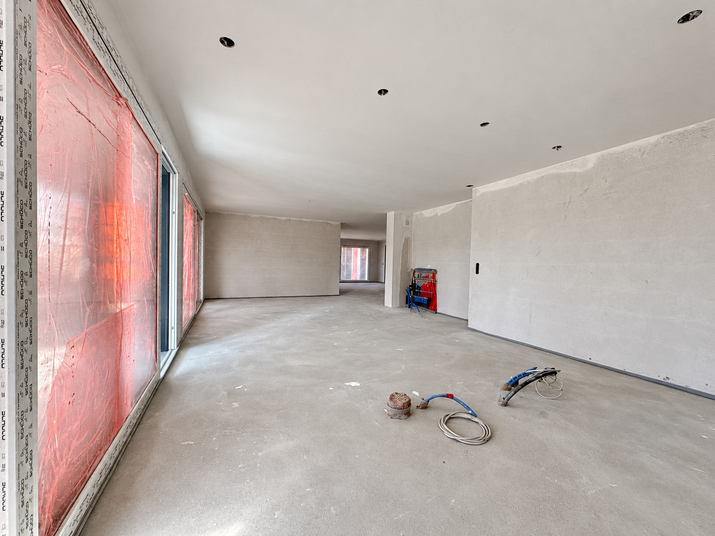 Interior view 5