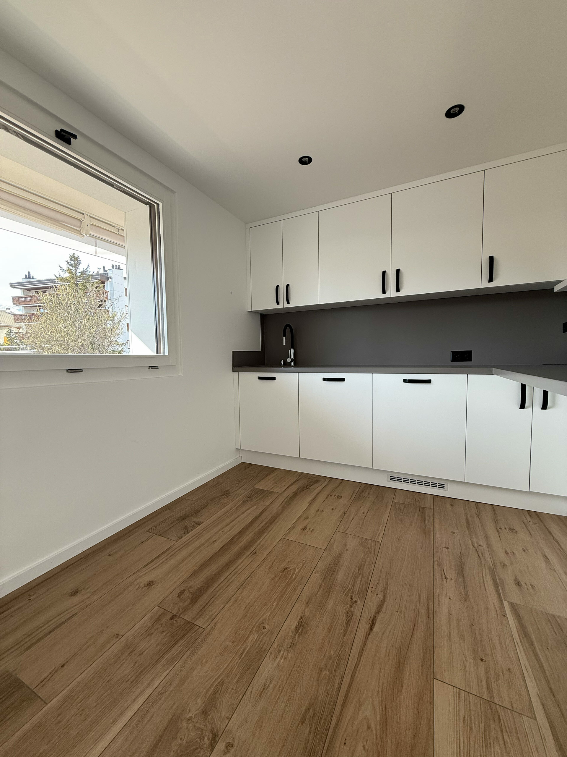 Kitchen area 2 Kitchen area 2