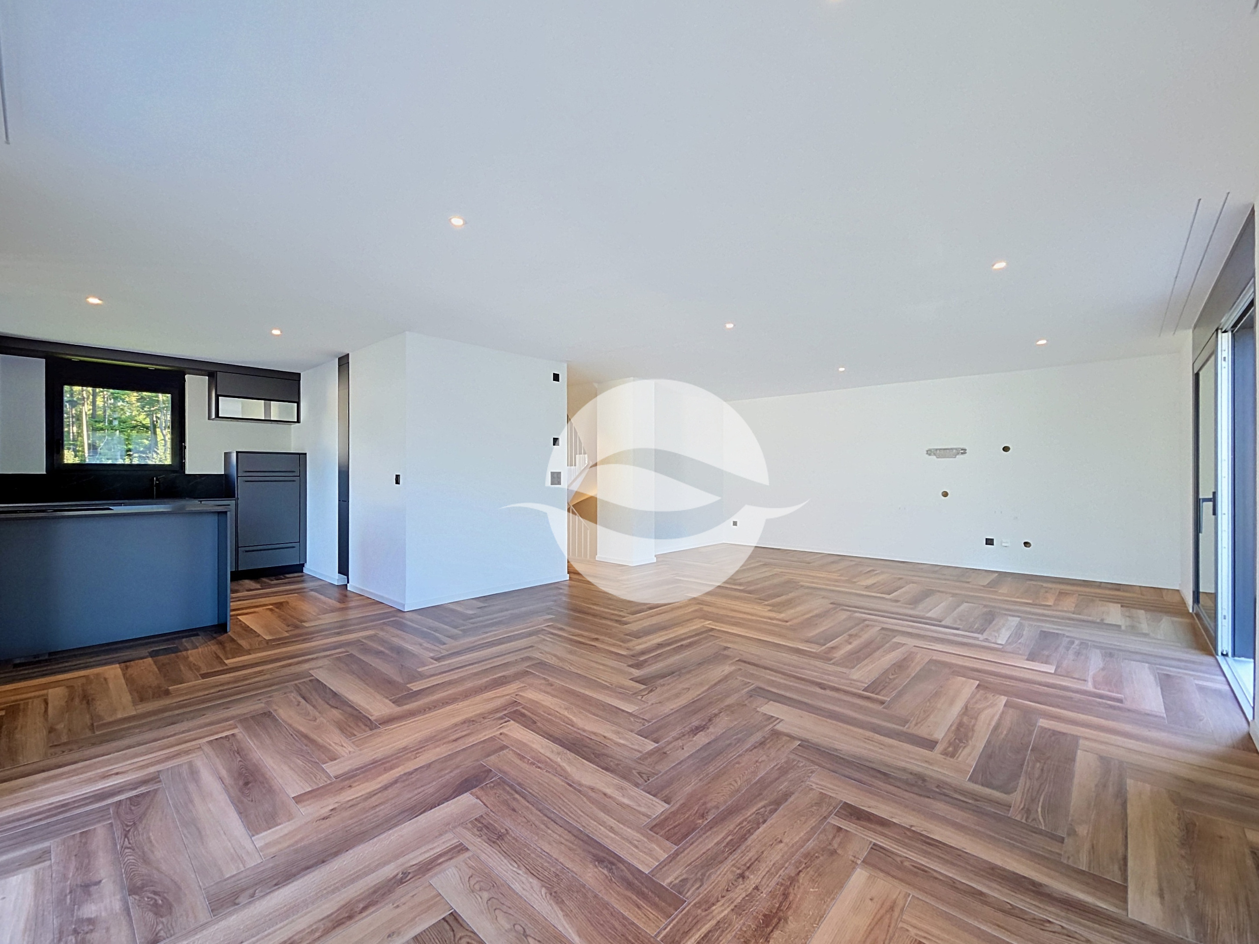 Interior view 3