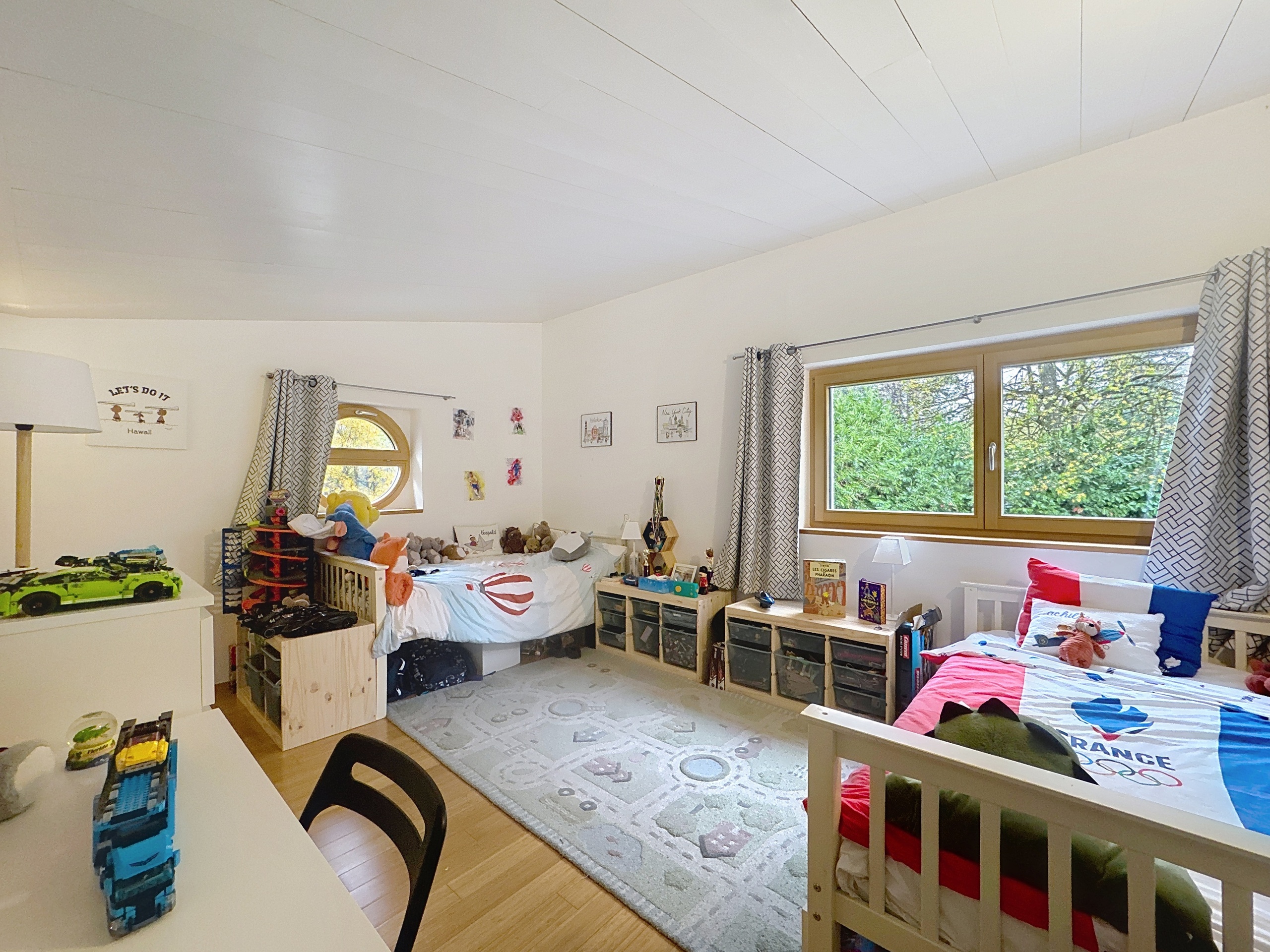 Interior view 7