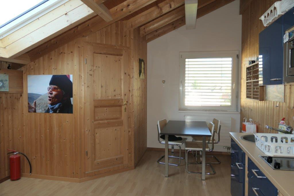 DG Büro mit Teeküche