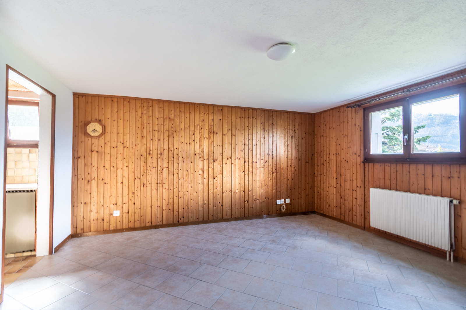 Interior view 10