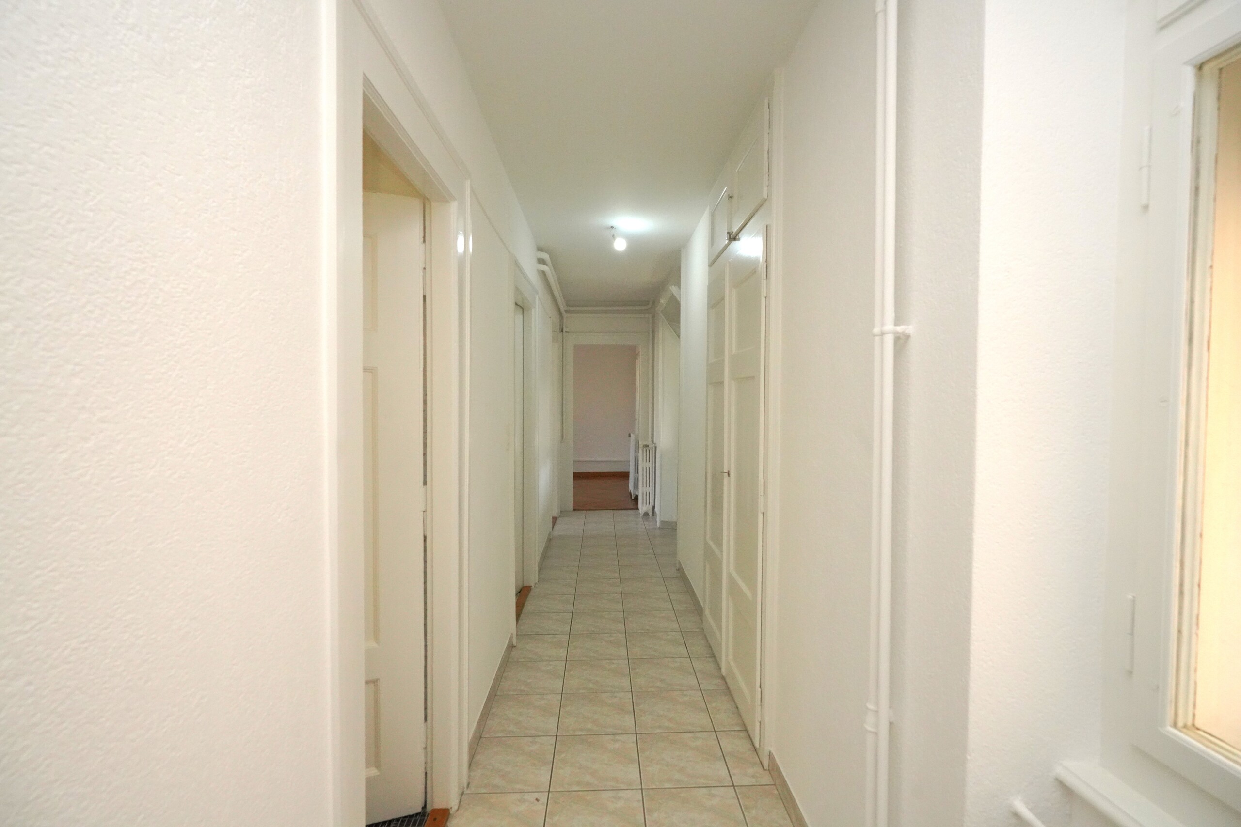 Interior view 3