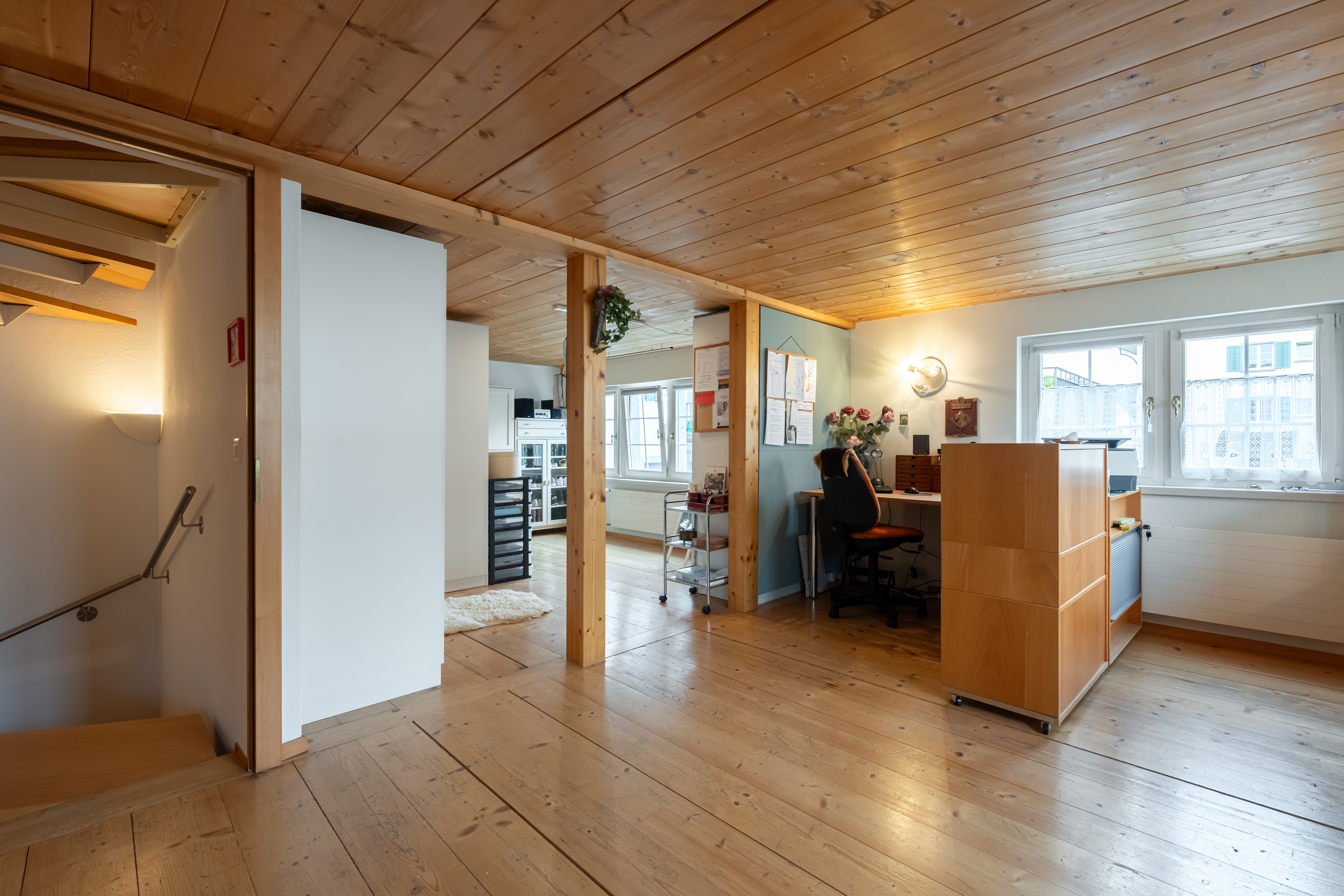 Interior view 4