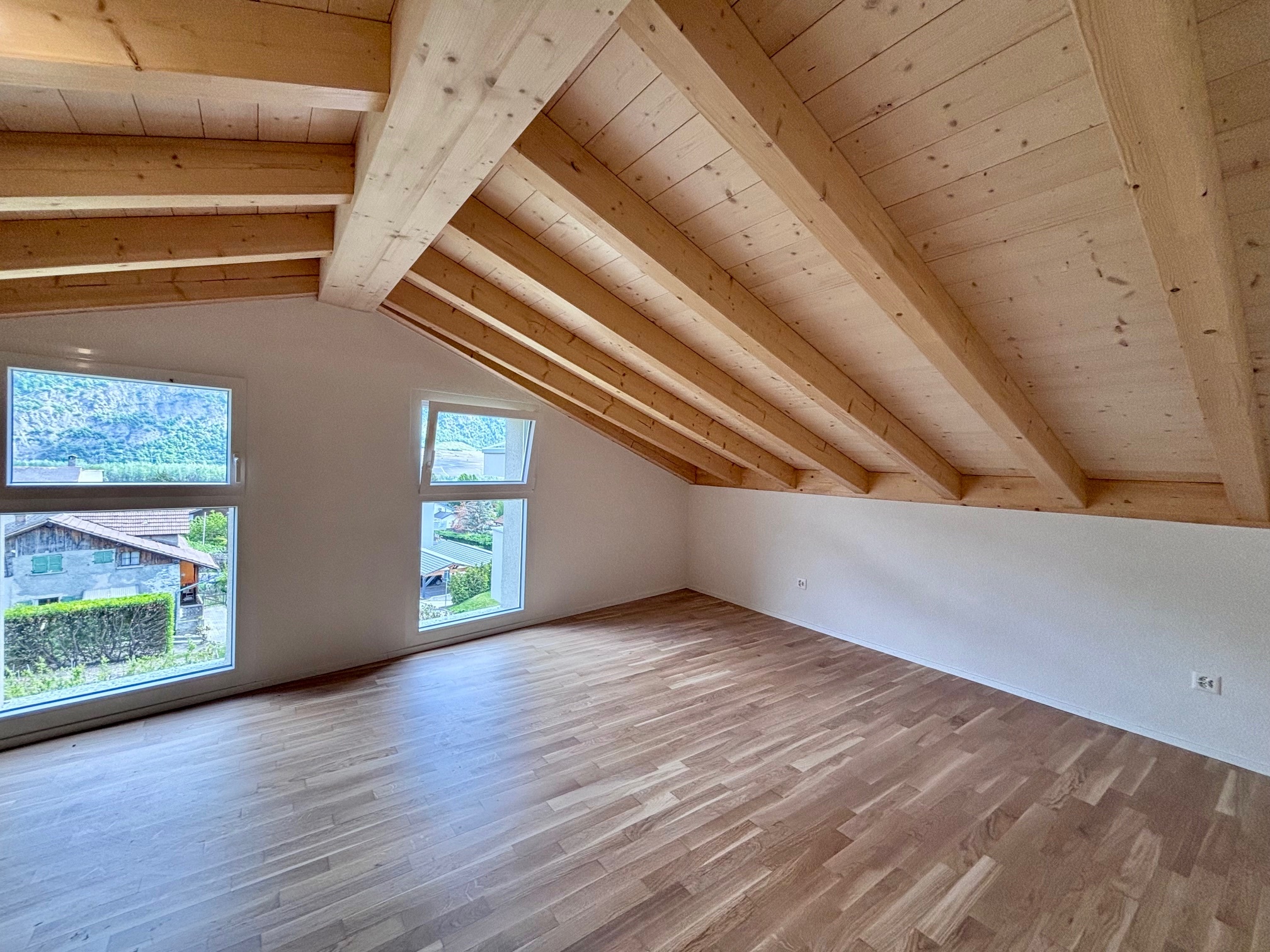 Interior view 9