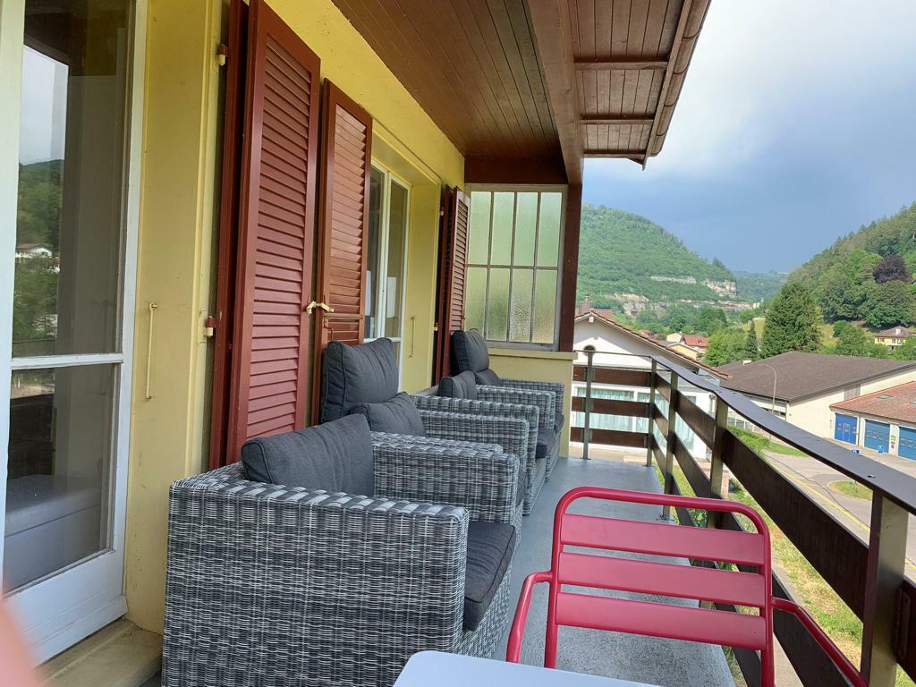 Balcon-terrasse. Balcon-terrasse.