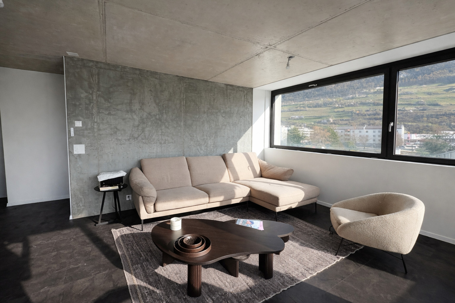 Interior view 2
