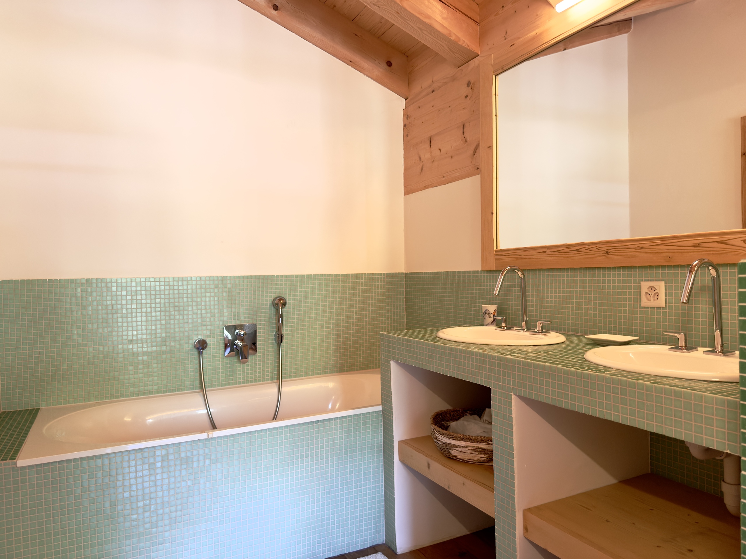Salle de bains 1er étage 