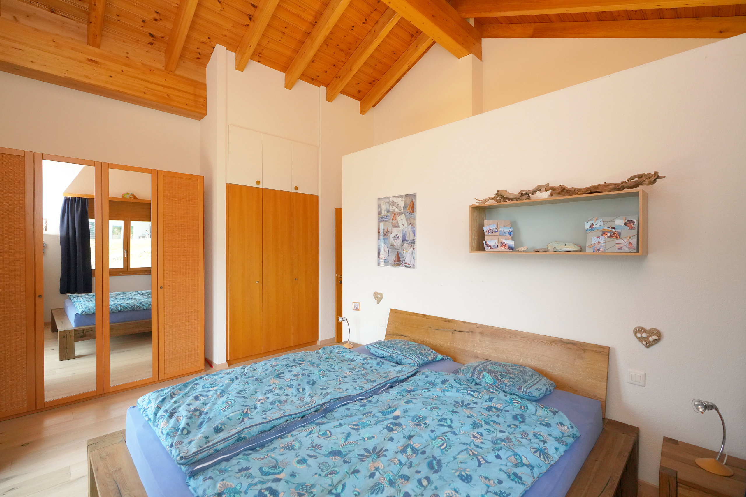 Chambre parentale - Accès au balcon sud / 1er étage