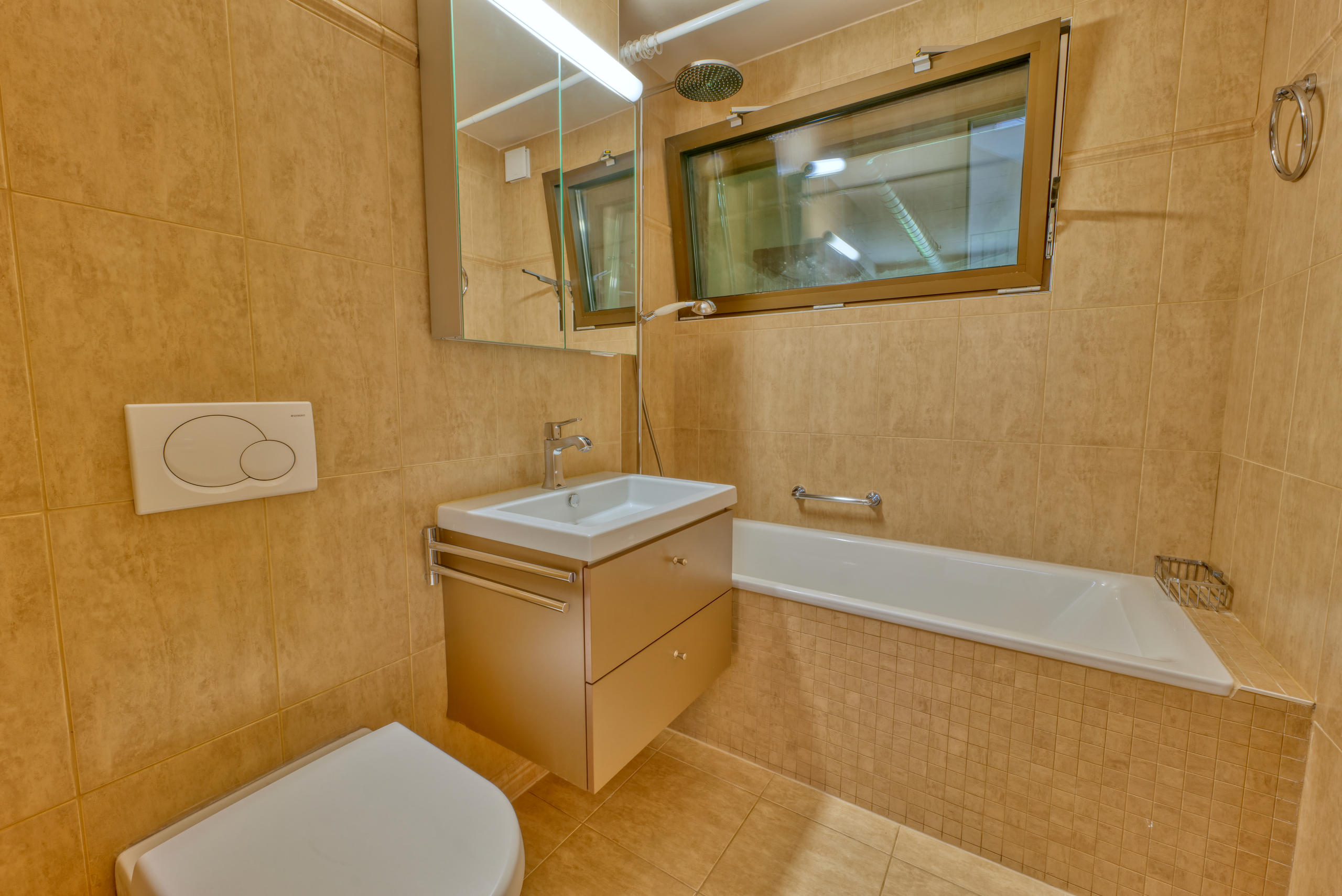Picture 9