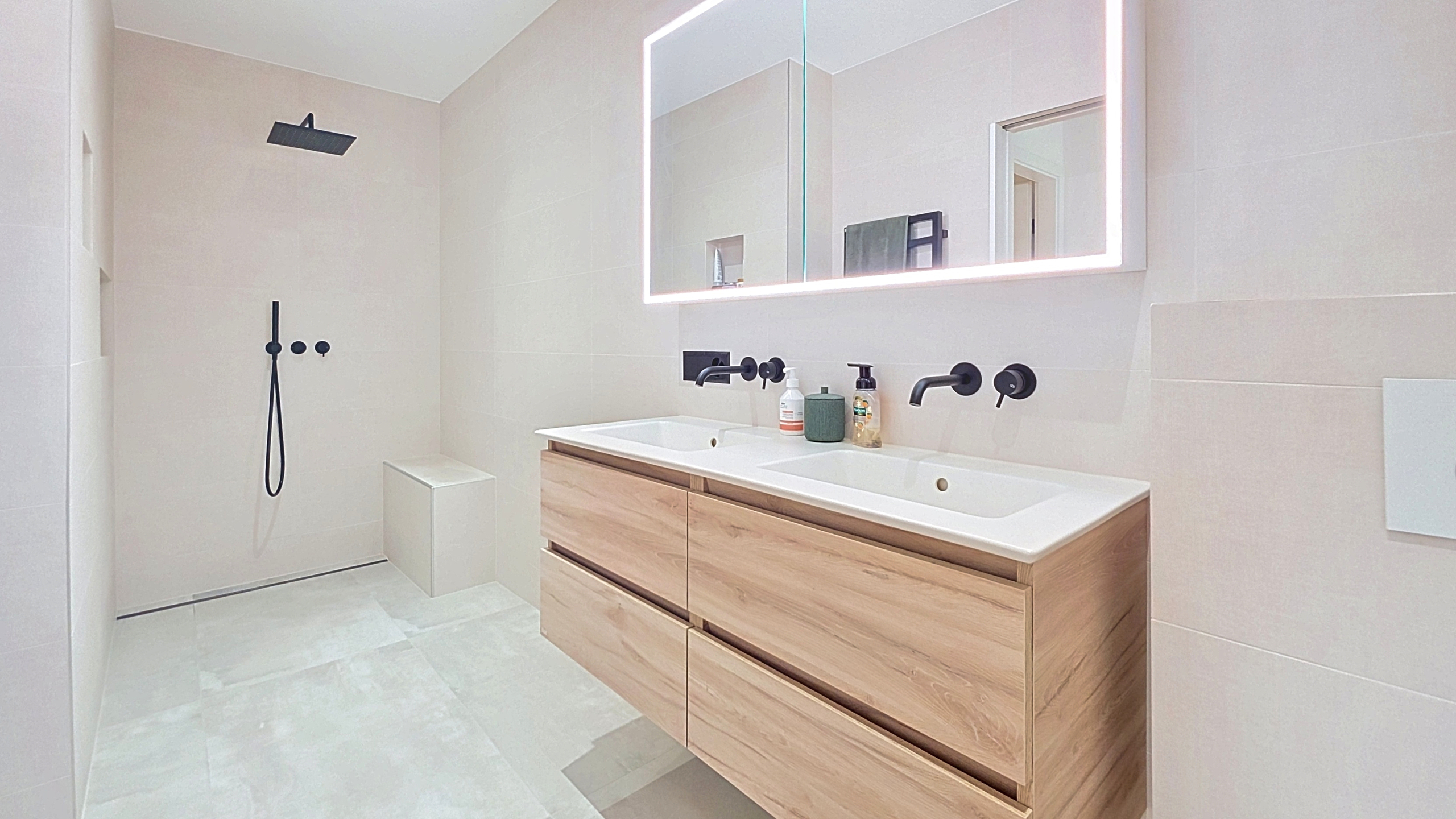 Salle de bain 1 Salle de bain 1