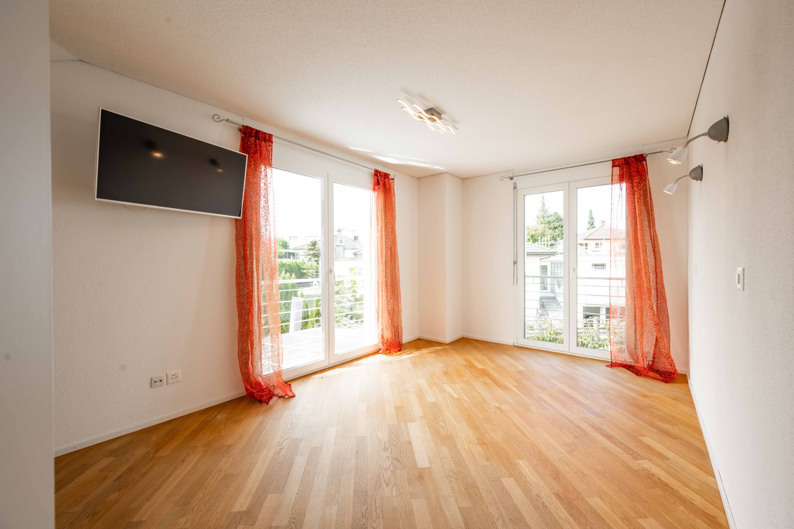 Interior view 4