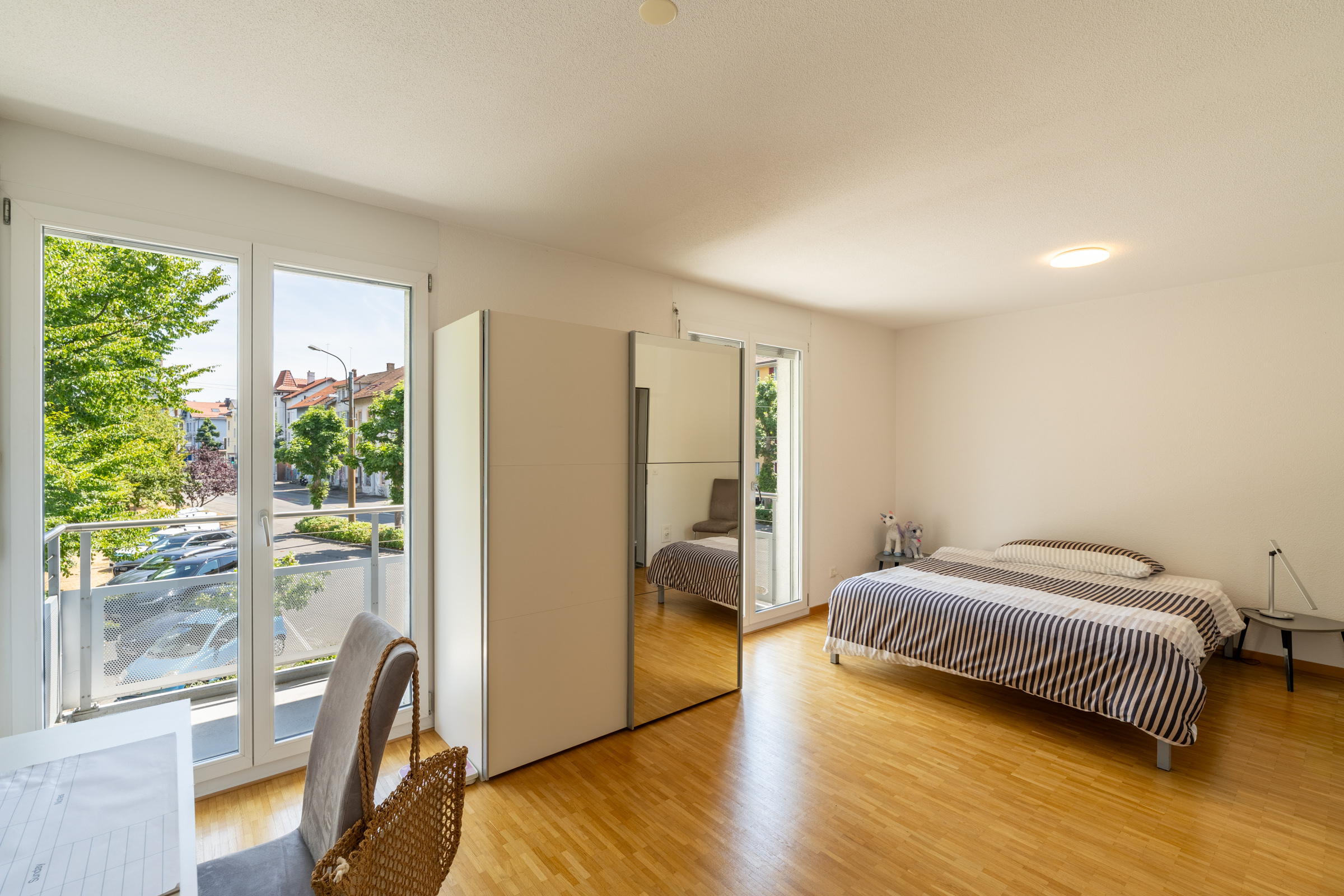 Interior view 4