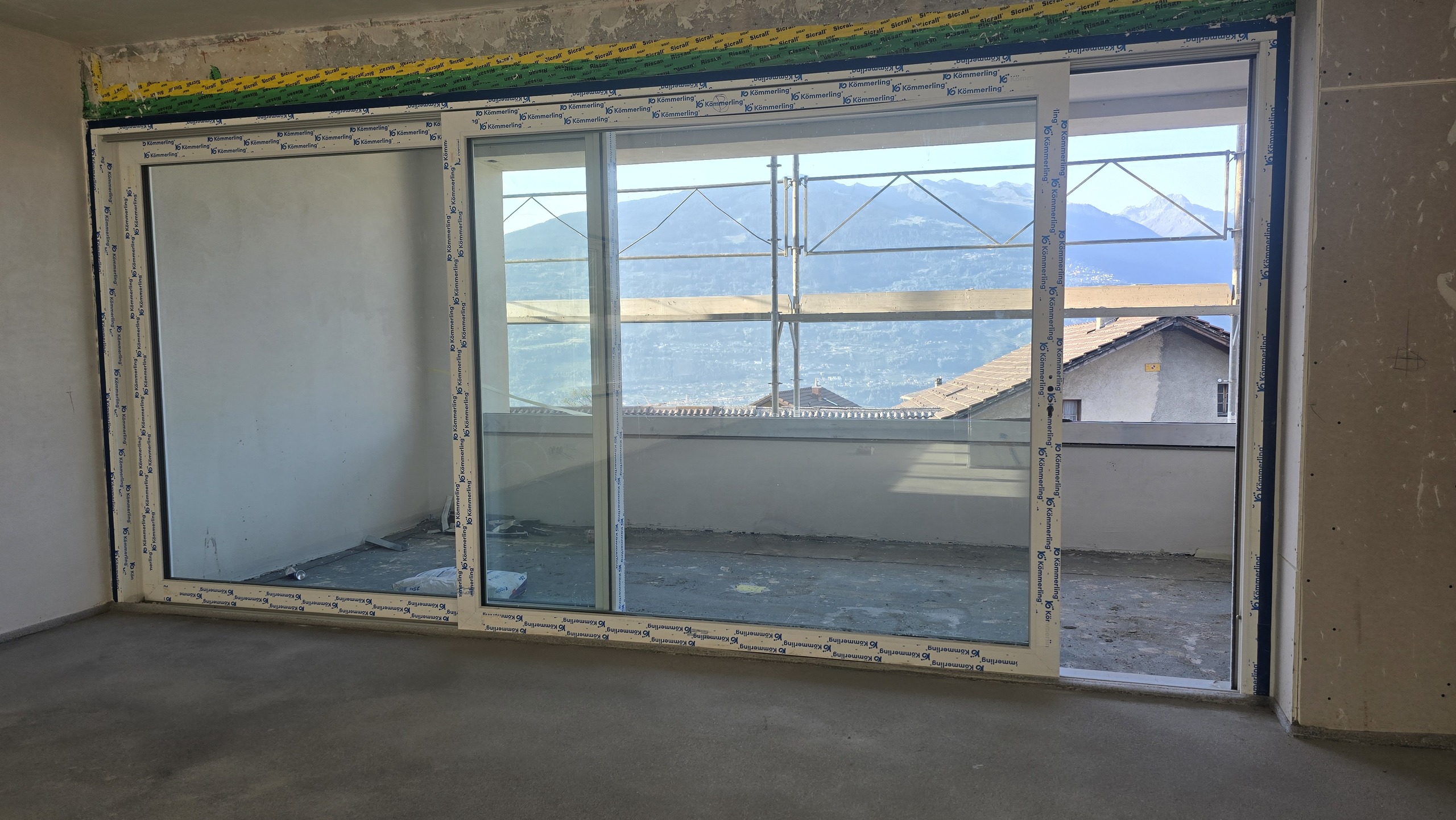 Interior view 6