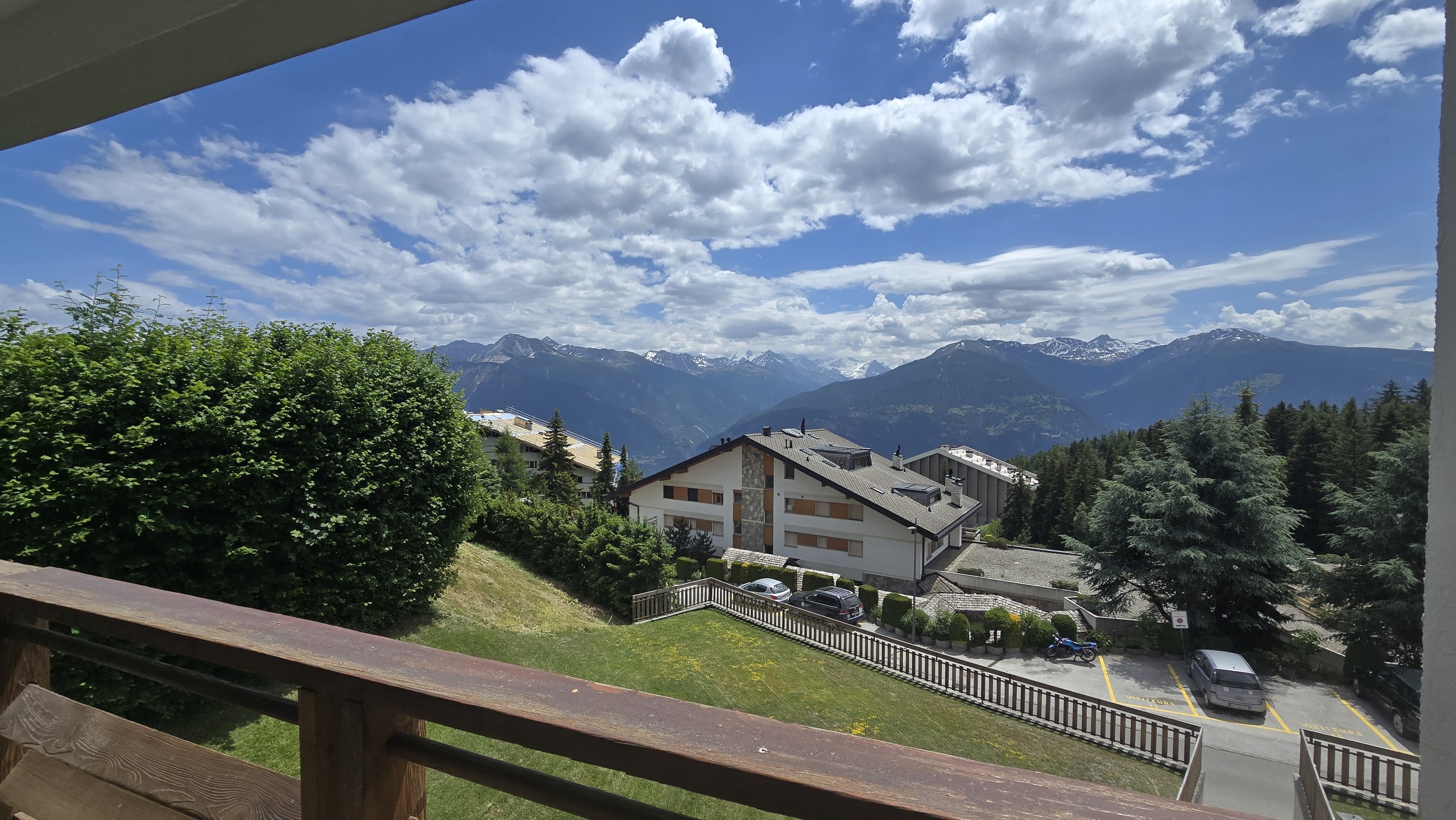 Vista esteriore 1