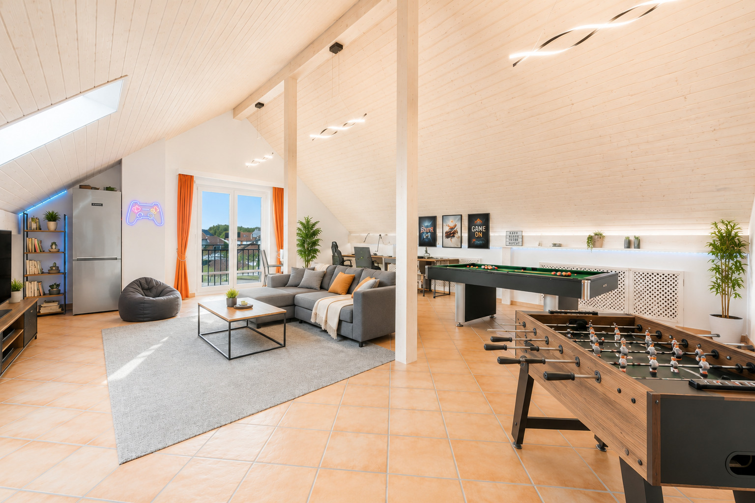 Interior view 7