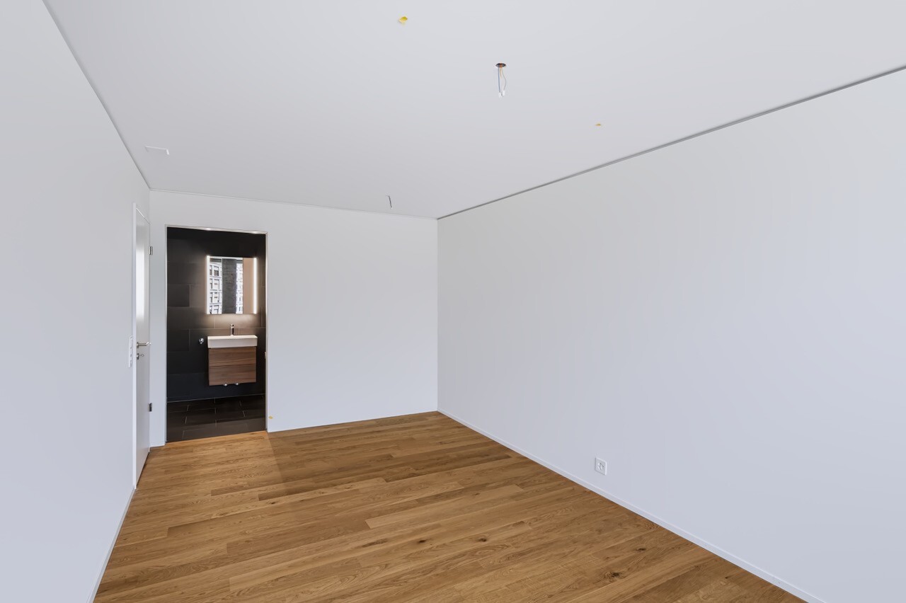 Interior view 5
