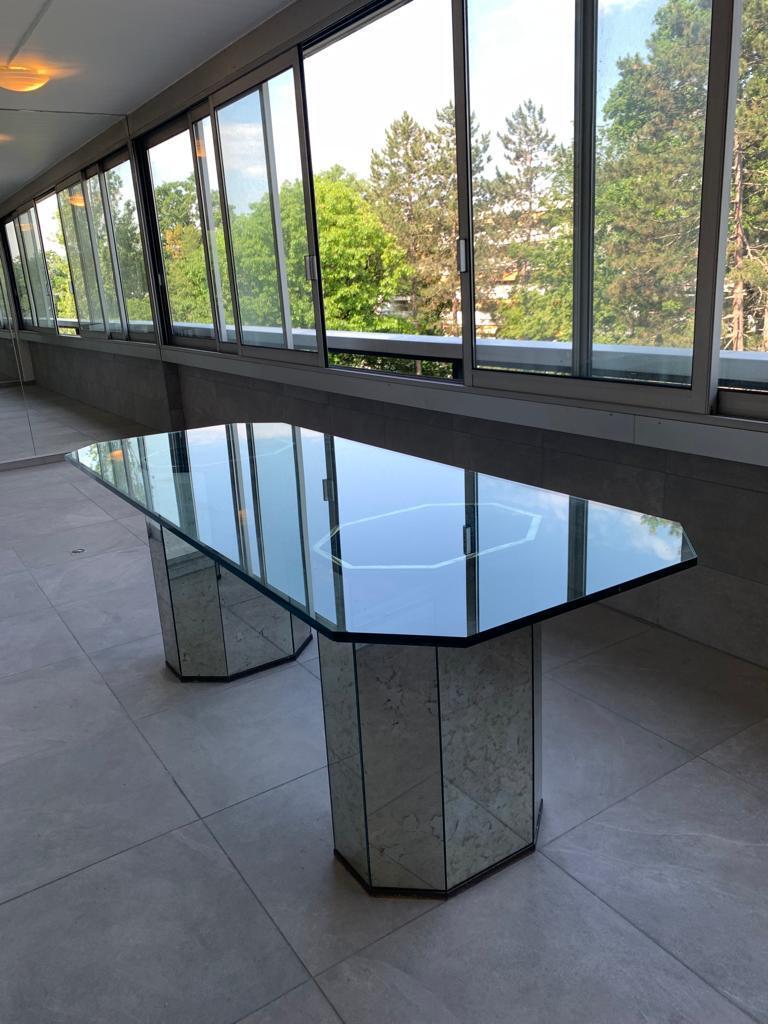 Interior view 6