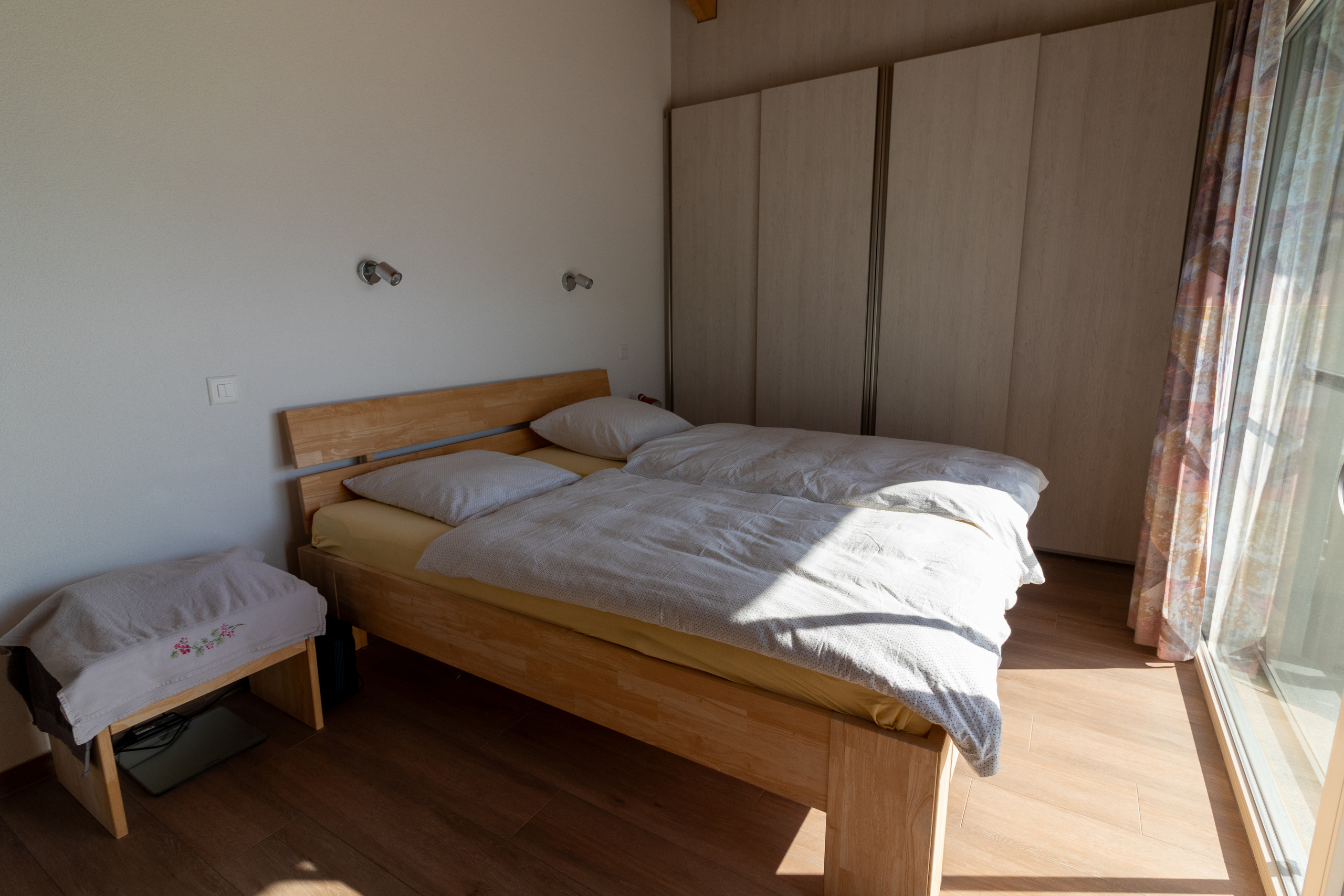Interior view 10