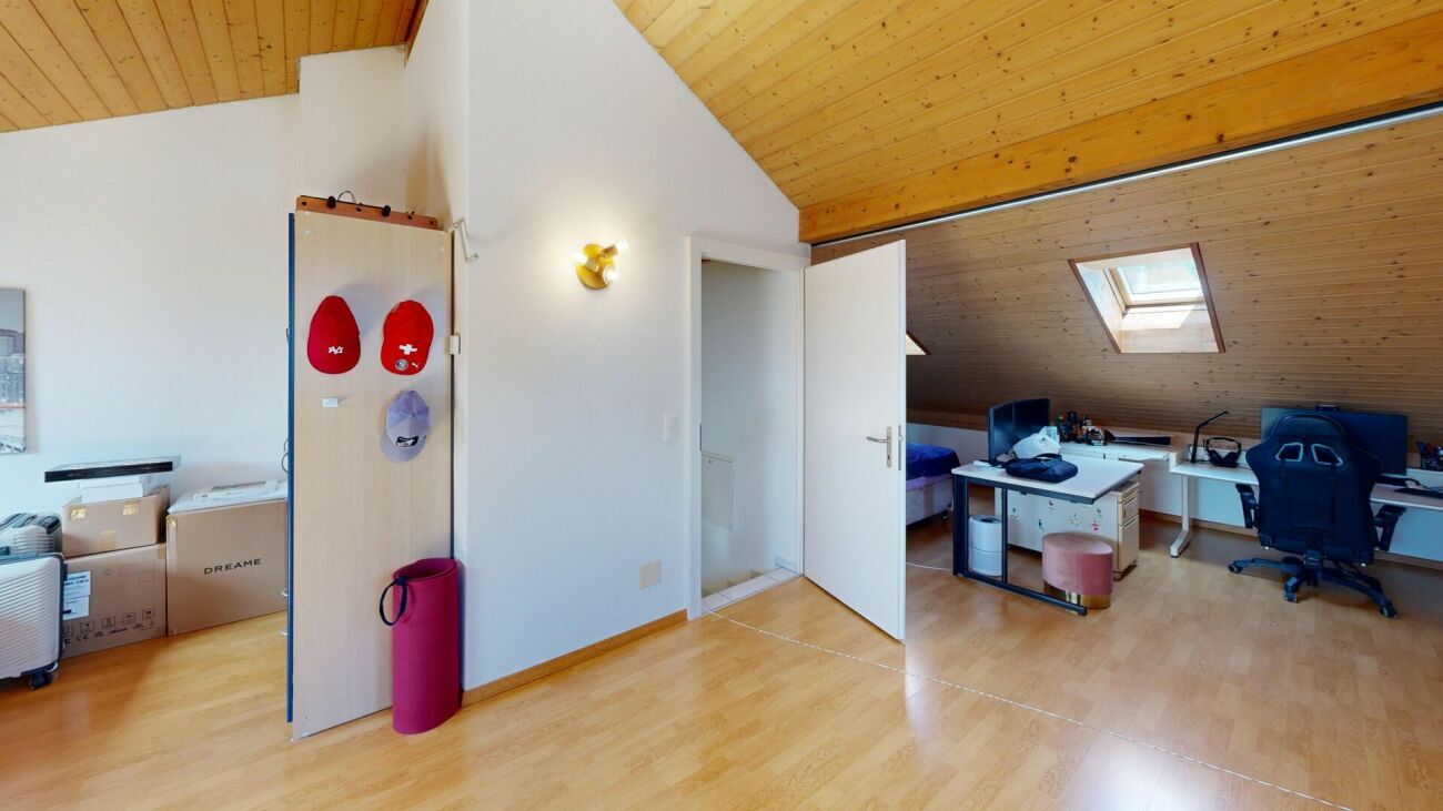 Photo 17